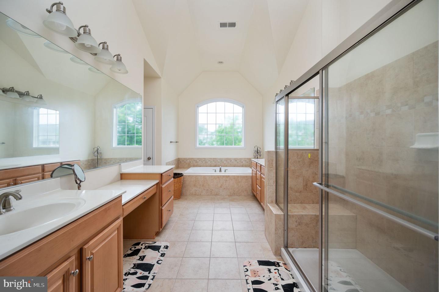 16647 SPACE MORE CIR, WOODBRIDGE, Virginia 22191, 4 Bedrooms Bedrooms, ,4 BathroomsBathrooms,Residential,For sale,16647 SPACE MORE CIR,VAPW2090234 MLS # VAPW2090234