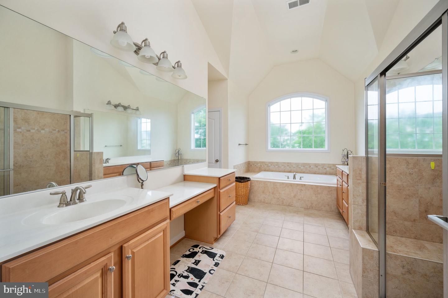 16647 SPACE MORE CIR, WOODBRIDGE, Virginia 22191, 4 Bedrooms Bedrooms, ,4 BathroomsBathrooms,Residential,For sale,16647 SPACE MORE CIR,VAPW2090234 MLS # VAPW2090234