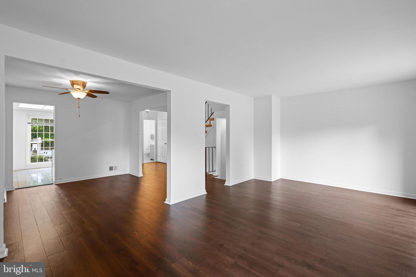 7931 BETHELEN WOODS LN, SPRINGFIELD, Virginia 22153, 3 Bedrooms Bedrooms, ,2 BathroomsBathrooms,Residential,For sale,7931 BETHELEN WOODS LN,VAFX2229674 MLS # VAFX2229674
