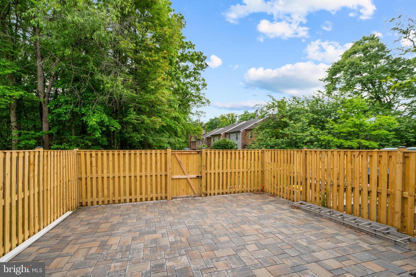 7931 BETHELEN WOODS LN, SPRINGFIELD, Virginia 22153, 3 Bedrooms Bedrooms, ,2 BathroomsBathrooms,Residential,For sale,7931 BETHELEN WOODS LN,VAFX2229674 MLS # VAFX2229674