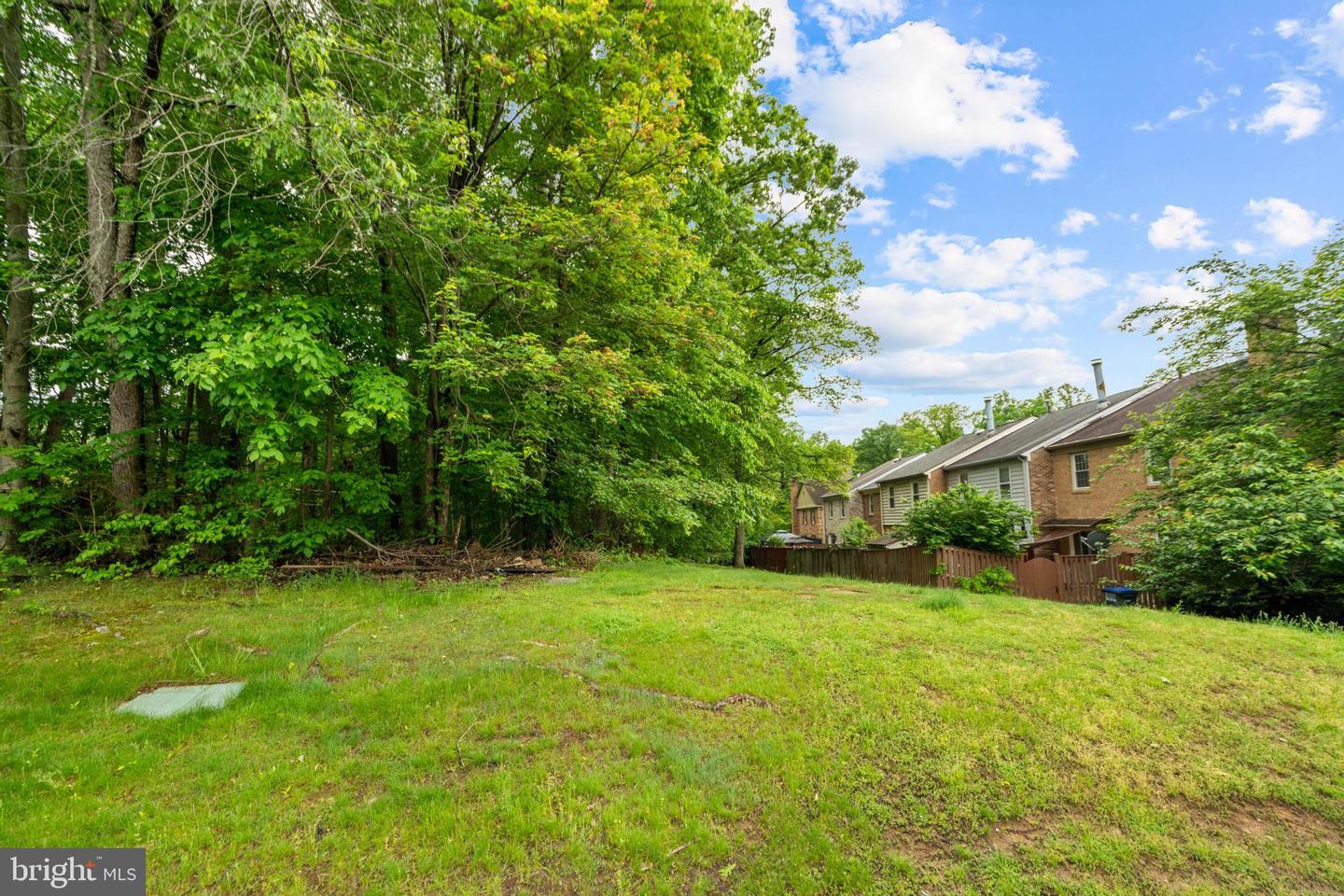 7931 BETHELEN WOODS LN, SPRINGFIELD, Virginia 22153, 3 Bedrooms Bedrooms, ,2 BathroomsBathrooms,Residential,For sale,7931 BETHELEN WOODS LN,VAFX2229674 MLS # VAFX2229674