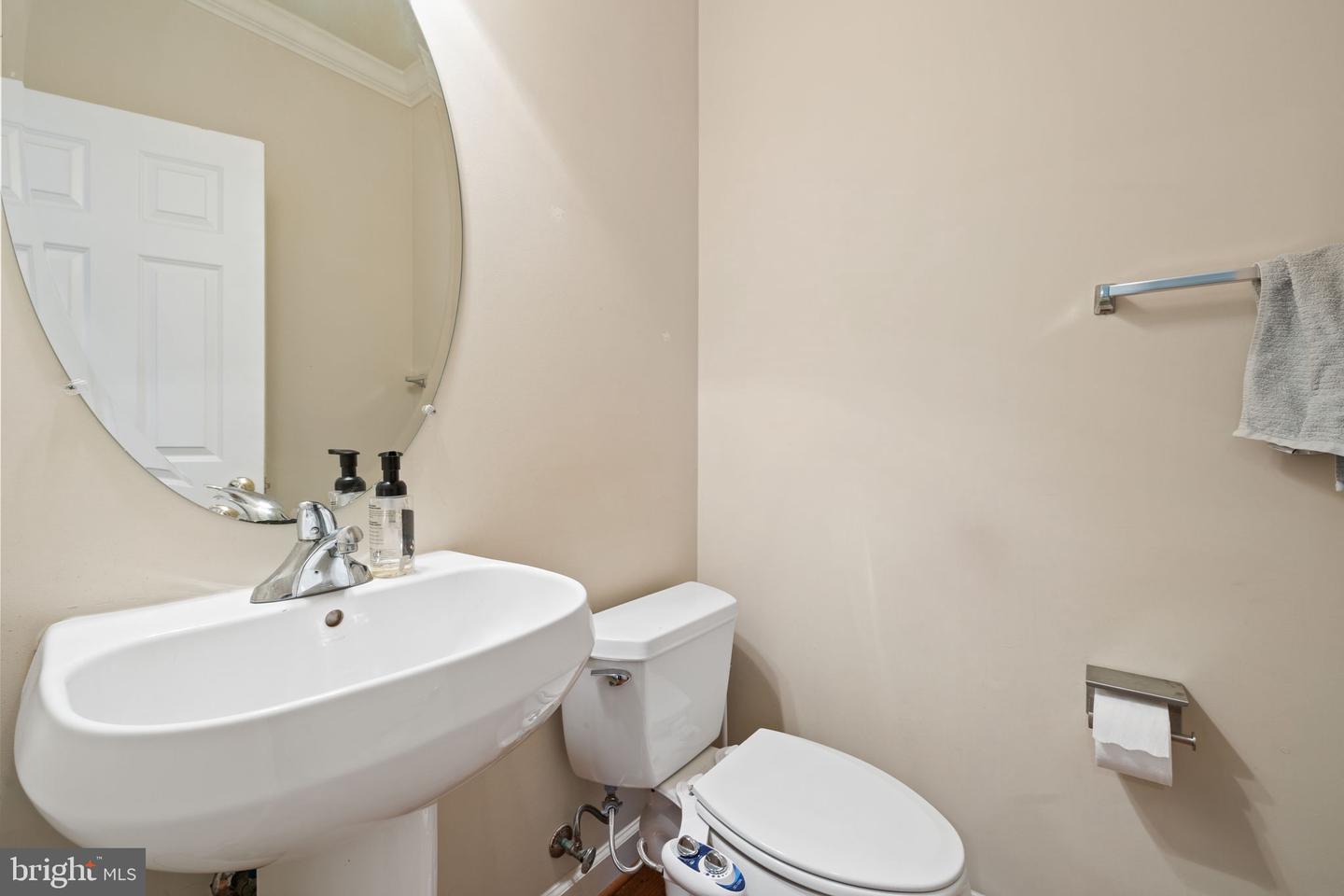 18547 KERILL RD, TRIANGLE, Virginia 22172, 4 Bedrooms Bedrooms, ,2 BathroomsBathrooms,Residential,For sale,18547 KERILL RD,VAPW2090326 MLS # VAPW2090326