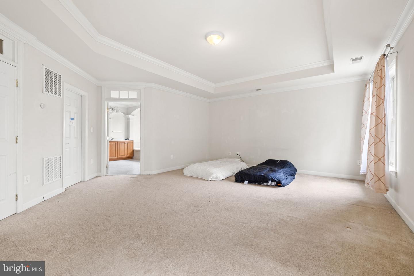 18547 KERILL RD, TRIANGLE, Virginia 22172, 4 Bedrooms Bedrooms, ,2 BathroomsBathrooms,Residential,For sale,18547 KERILL RD,VAPW2090326 MLS # VAPW2090326