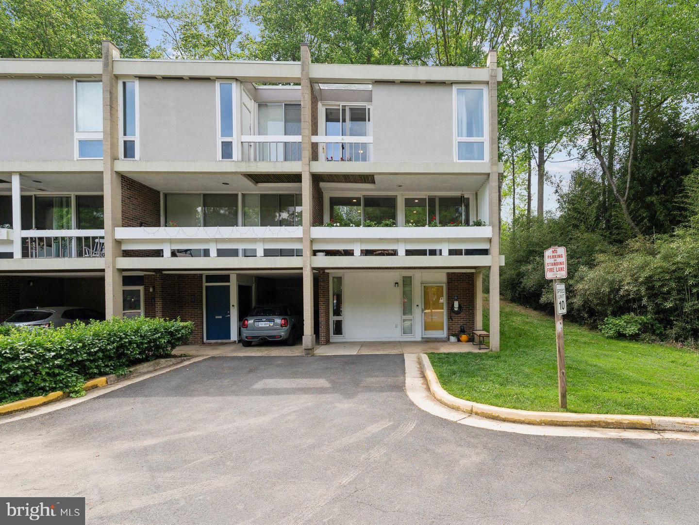 11599 MAPLE RIDGE RD, RESTON, Virginia 20190, 3 Bedrooms Bedrooms, ,2 BathroomsBathrooms,Residential,For sale,11599 MAPLE RIDGE RD,VAFX2229722 MLS # VAFX2229722