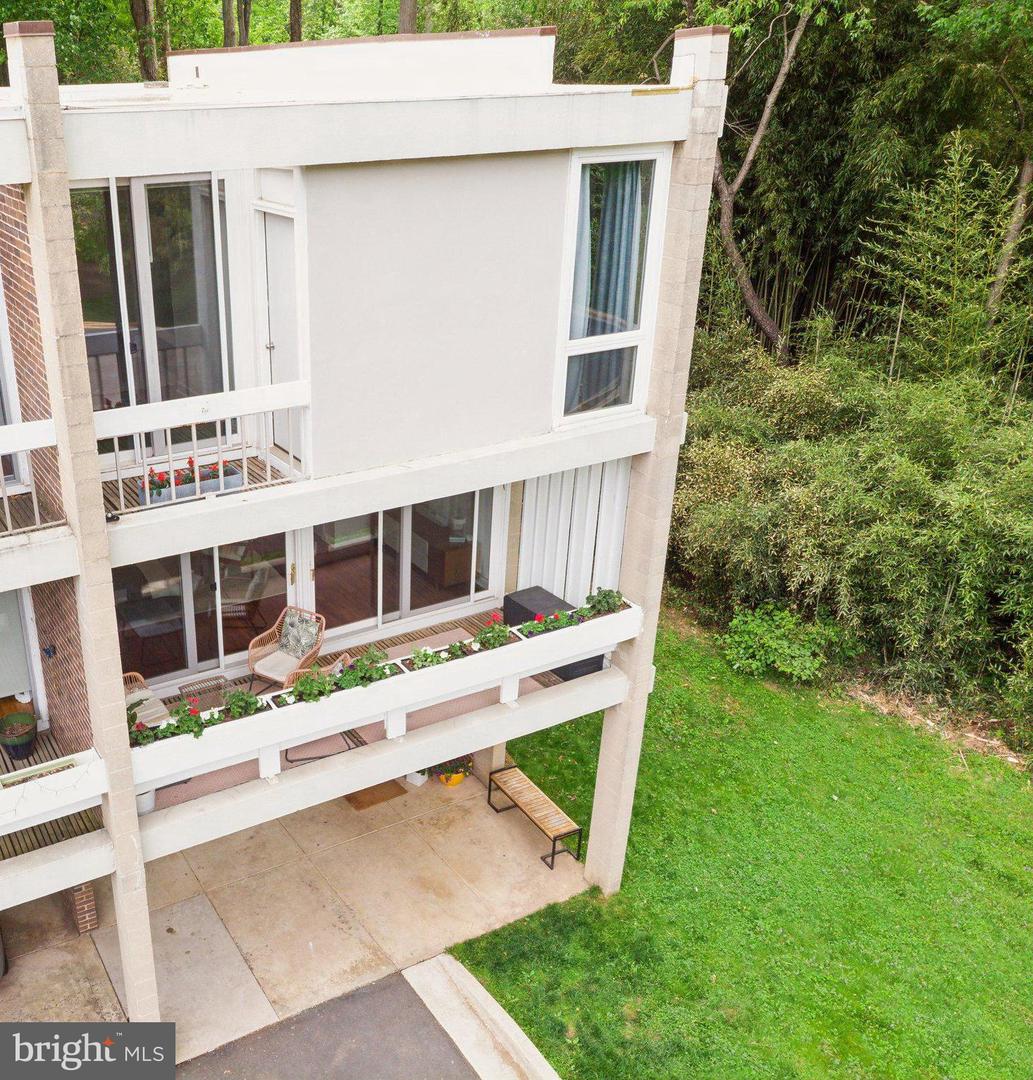 11599 MAPLE RIDGE RD, RESTON, Virginia 20190, 3 Bedrooms Bedrooms, ,2 BathroomsBathrooms,Residential,For sale,11599 MAPLE RIDGE RD,VAFX2229722 MLS # VAFX2229722