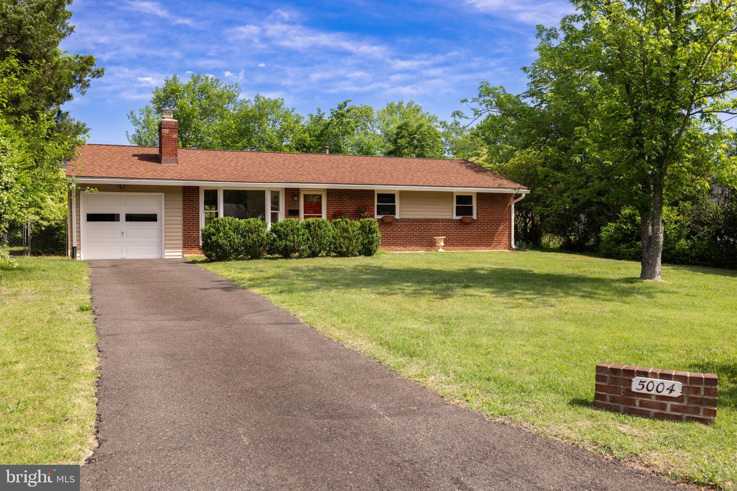 5004 EASTCHESTER CIR, ALEXANDRIA, Virginia 22310, 3 Bedrooms Bedrooms, ,2 BathroomsBathrooms,Residential,For sale,5004 EASTCHESTER CIR,VAFX2230446 MLS # VAFX2230446