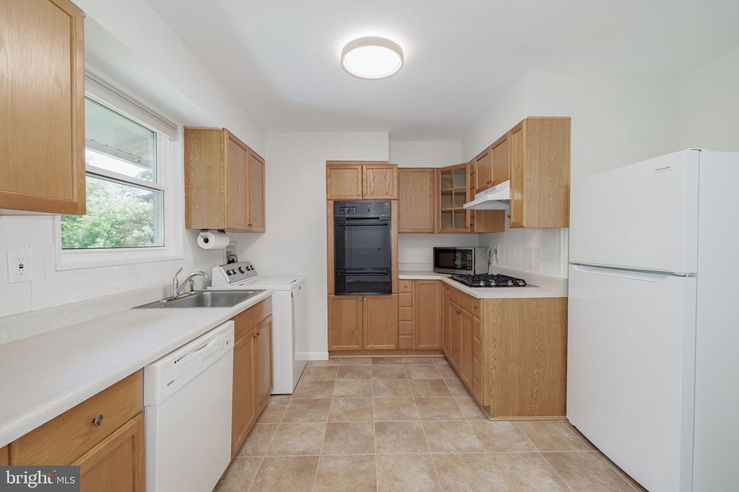 5004 EASTCHESTER CIR, ALEXANDRIA, Virginia 22310, 3 Bedrooms Bedrooms, ,2 BathroomsBathrooms,Residential,For sale,5004 EASTCHESTER CIR,VAFX2230446 MLS # VAFX2230446