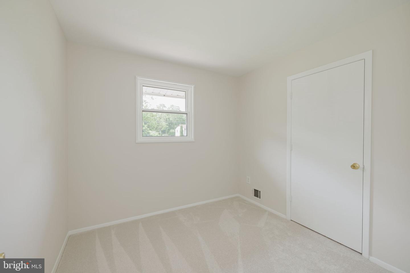 5004 EASTCHESTER CIR, ALEXANDRIA, Virginia 22310, 3 Bedrooms Bedrooms, ,2 BathroomsBathrooms,Residential,For sale,5004 EASTCHESTER CIR,VAFX2230446 MLS # VAFX2230446