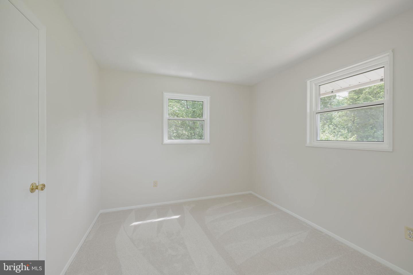 5004 EASTCHESTER CIR, ALEXANDRIA, Virginia 22310, 3 Bedrooms Bedrooms, ,2 BathroomsBathrooms,Residential,For sale,5004 EASTCHESTER CIR,VAFX2230446 MLS # VAFX2230446