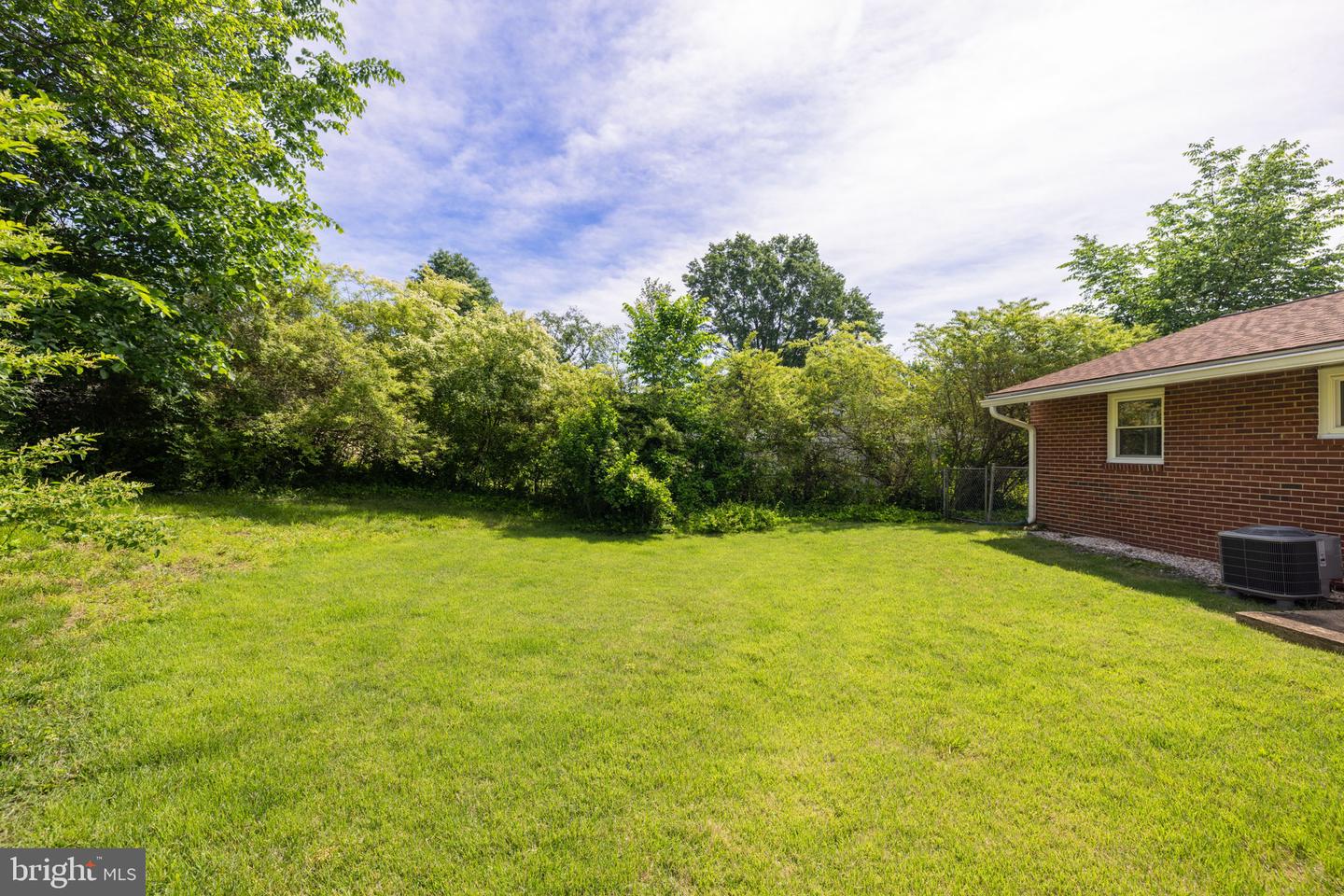 5004 EASTCHESTER CIR, ALEXANDRIA, Virginia 22310, 3 Bedrooms Bedrooms, ,2 BathroomsBathrooms,Residential,For sale,5004 EASTCHESTER CIR,VAFX2230446 MLS # VAFX2230446