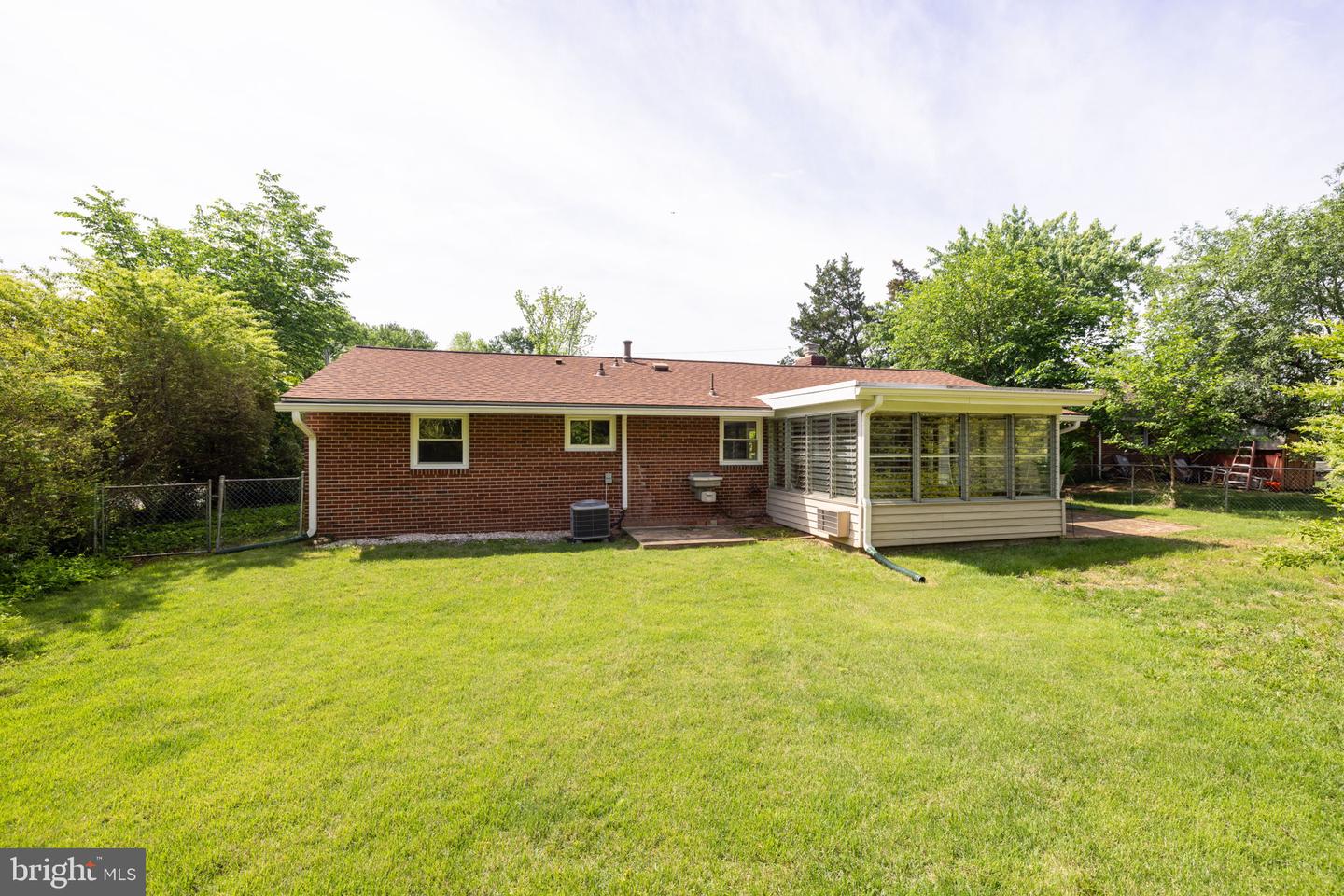5004 EASTCHESTER CIR, ALEXANDRIA, Virginia 22310, 3 Bedrooms Bedrooms, ,2 BathroomsBathrooms,Residential,For sale,5004 EASTCHESTER CIR,VAFX2230446 MLS # VAFX2230446