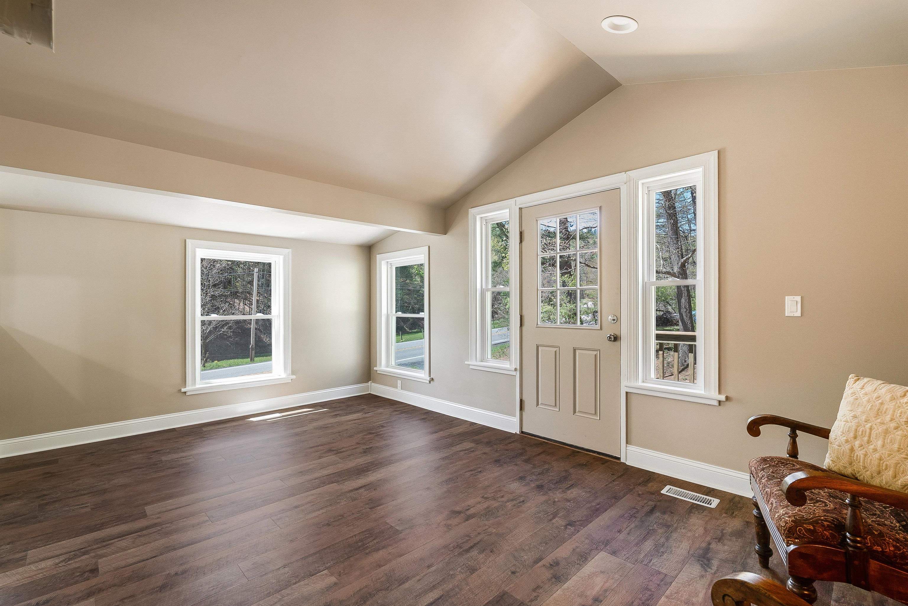 3381 HANKEY MOUNTAIN HWY, CHURCHVILLE, Virginia 24421, 2 Bedrooms Bedrooms, ,2 BathroomsBathrooms,Residential,3381 HANKEY MOUNTAIN HWY,663867 MLS # 663867