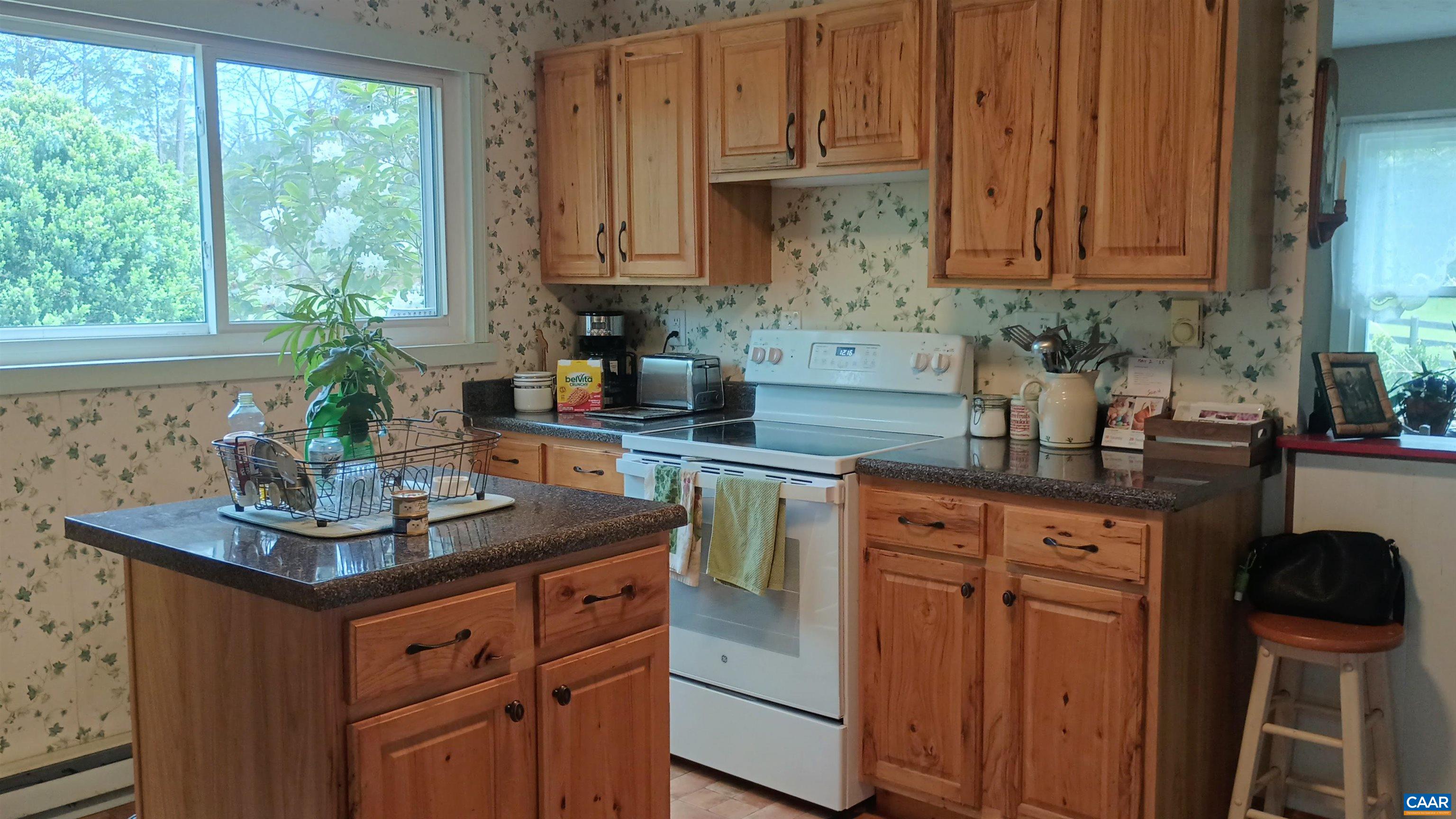 983 WILLIAMSTOWN RD, SHIPMAN, Virginia 22971, 2 Bedrooms Bedrooms, ,1 BathroomBathrooms,Residential,983 WILLIAMSTOWN RD,664559 MLS # 664559