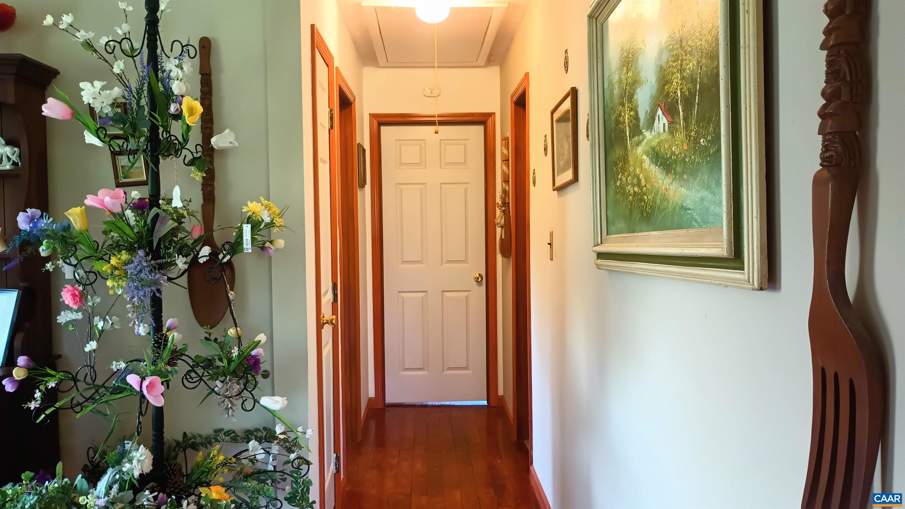 983 WILLIAMSTOWN RD, SHIPMAN, Virginia 22971, 2 Bedrooms Bedrooms, ,1 BathroomBathrooms,Residential,983 WILLIAMSTOWN RD,664559 MLS # 664559