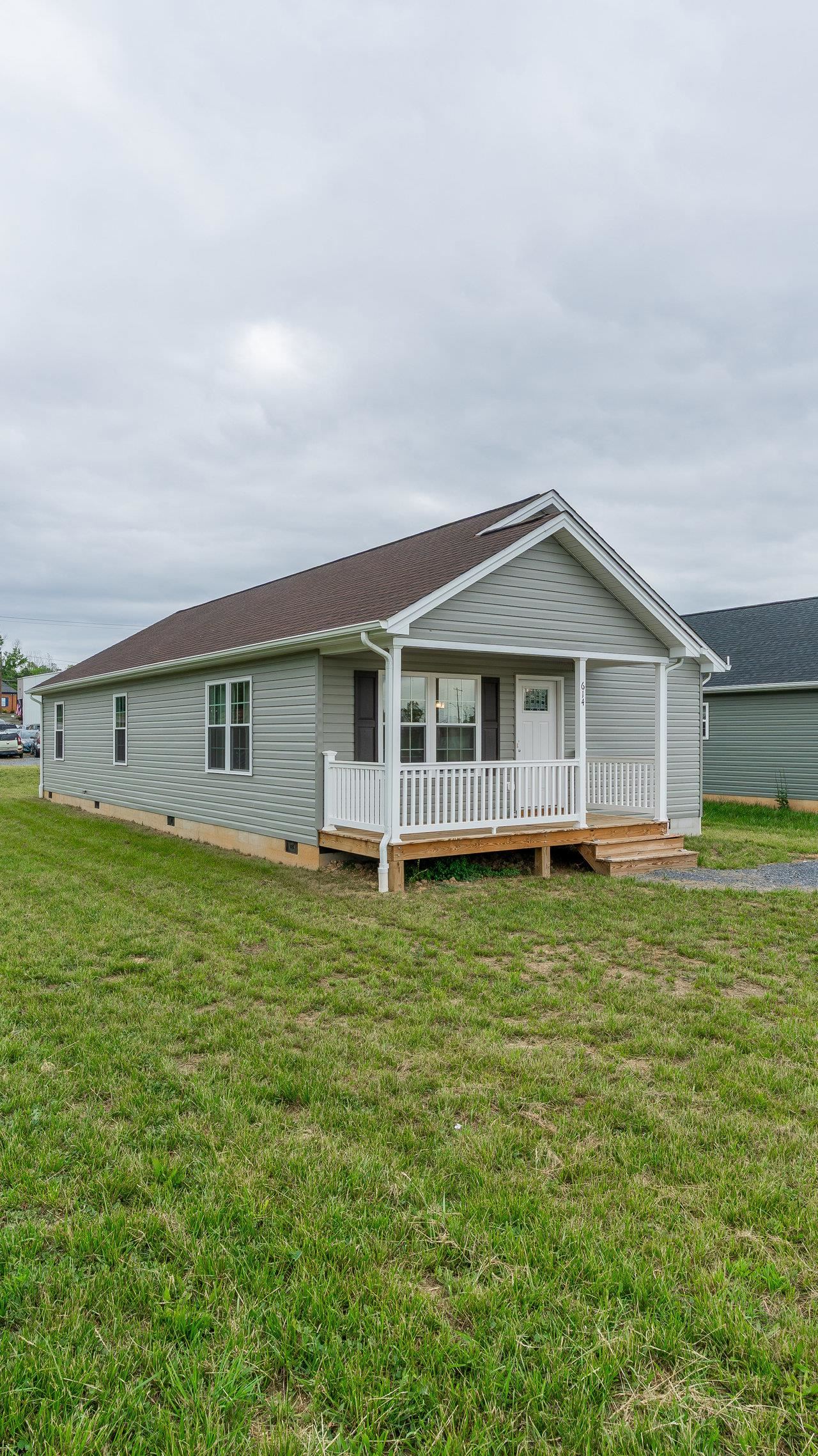 614 S SECOND ST, SHENANDOAH, Virginia 22849, 3 Bedrooms Bedrooms, ,2 BathroomsBathrooms,Residential,614 S SECOND ST,664563 MLS # 664563