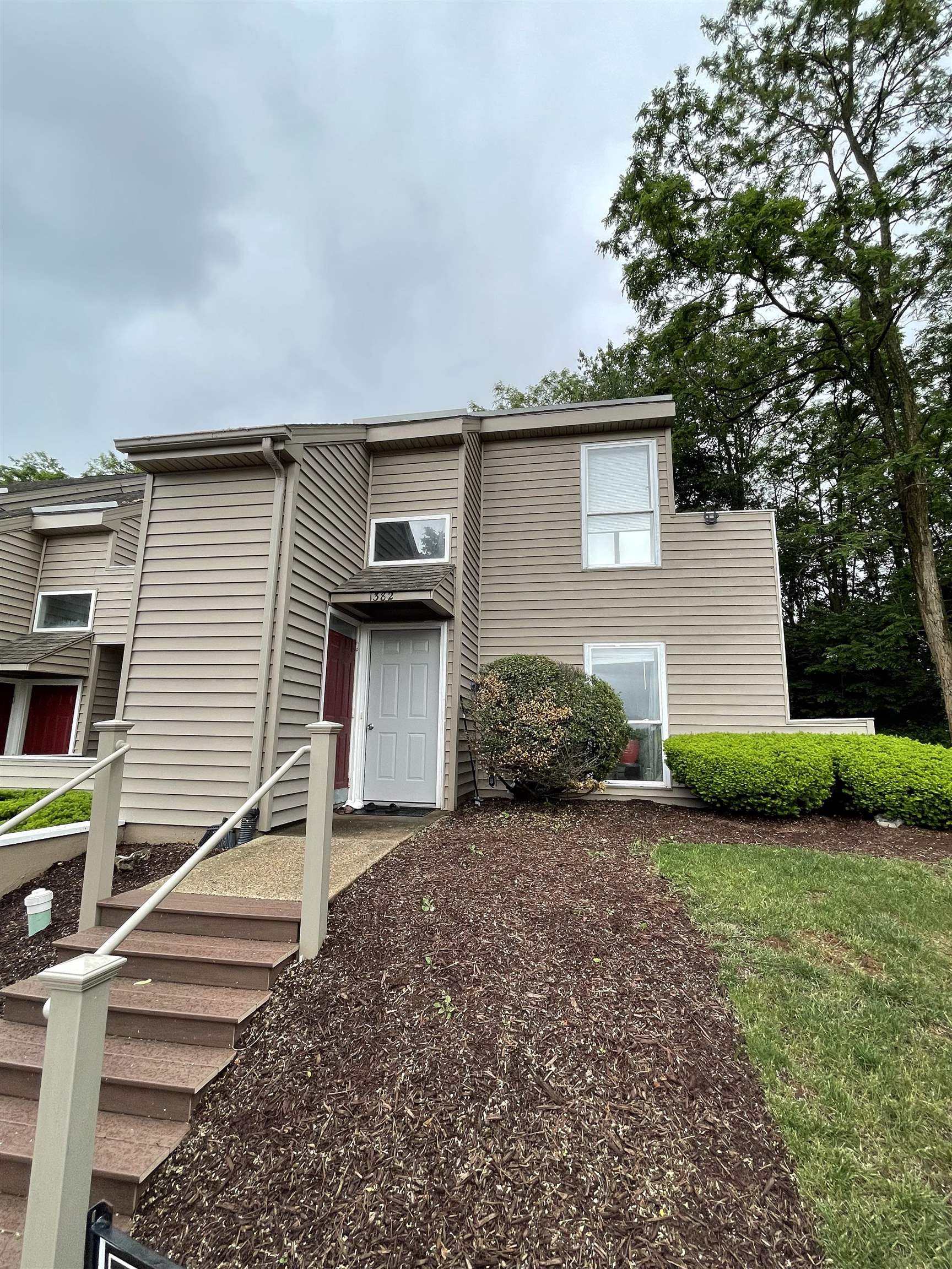 1382 BRADLEY DR, HARRISONBURG, Virginia 22801, 4 Bedrooms Bedrooms, ,2 BathroomsBathrooms,Residential,1382 BRADLEY DR,664568 MLS # 664568
