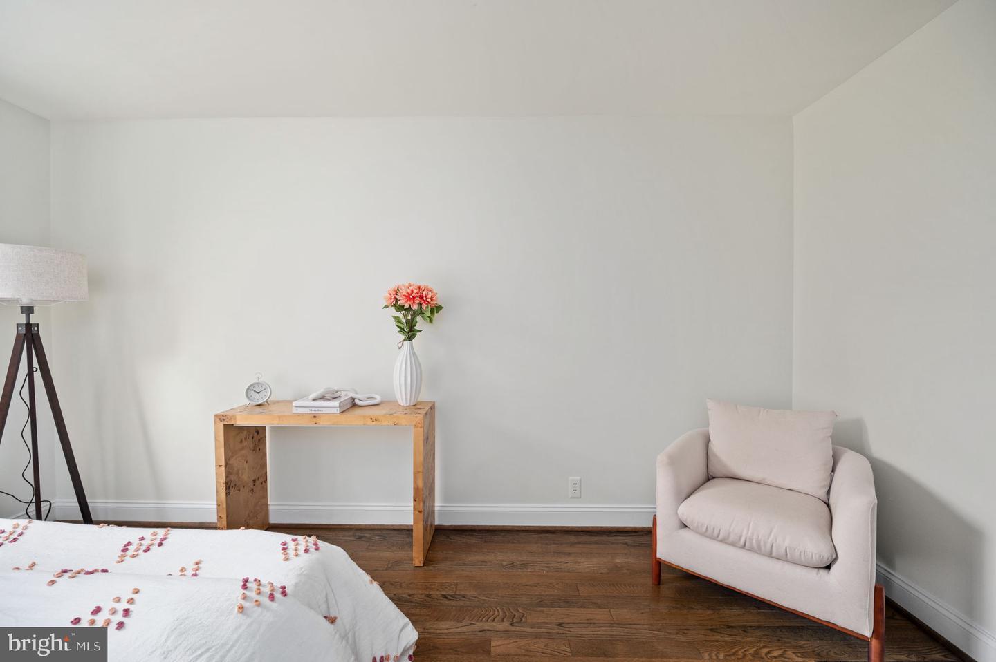 3536 S STAFFORD ST #B1, ARLINGTON, Virginia 22206, 2 Bedrooms Bedrooms, 8 Rooms Rooms,2 BathroomsBathrooms,Residential,For sale,3536 S STAFFORD ST #B1,VAAR2055326 MLS # VAAR2055326