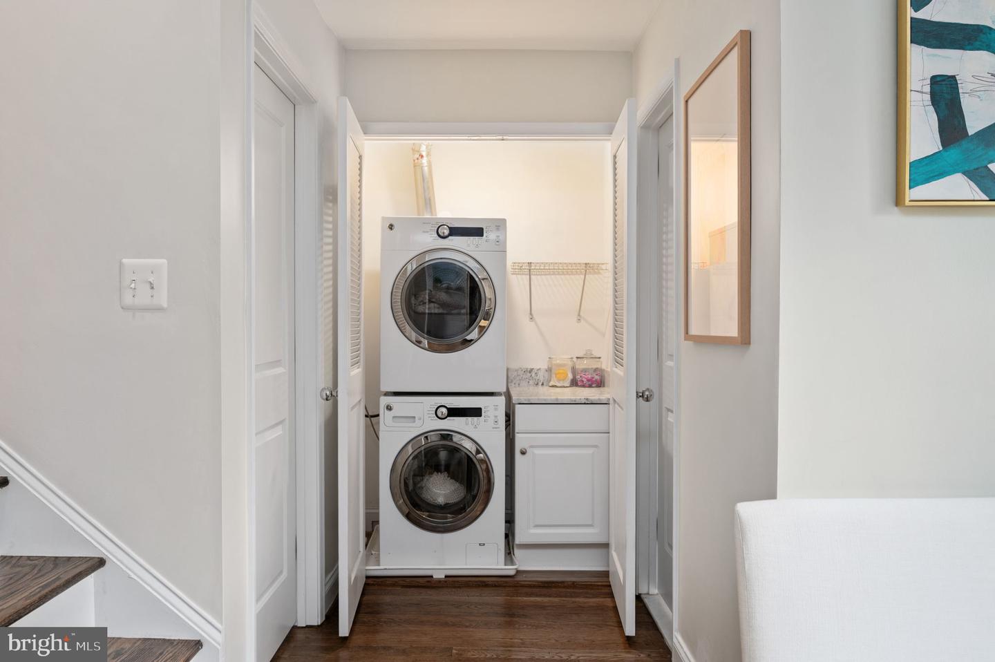 3536 S STAFFORD ST #B1, ARLINGTON, Virginia 22206, 2 Bedrooms Bedrooms, 8 Rooms Rooms,2 BathroomsBathrooms,Residential,For sale,3536 S STAFFORD ST #B1,VAAR2055326 MLS # VAAR2055326