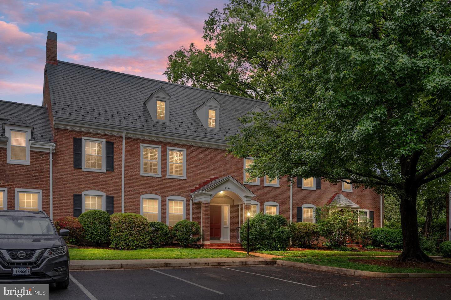 3536 S STAFFORD ST #B1, ARLINGTON, Virginia 22206, 2 Bedrooms Bedrooms, 8 Rooms Rooms,2 BathroomsBathrooms,Residential,For sale,3536 S STAFFORD ST #B1,VAAR2055326 MLS # VAAR2055326