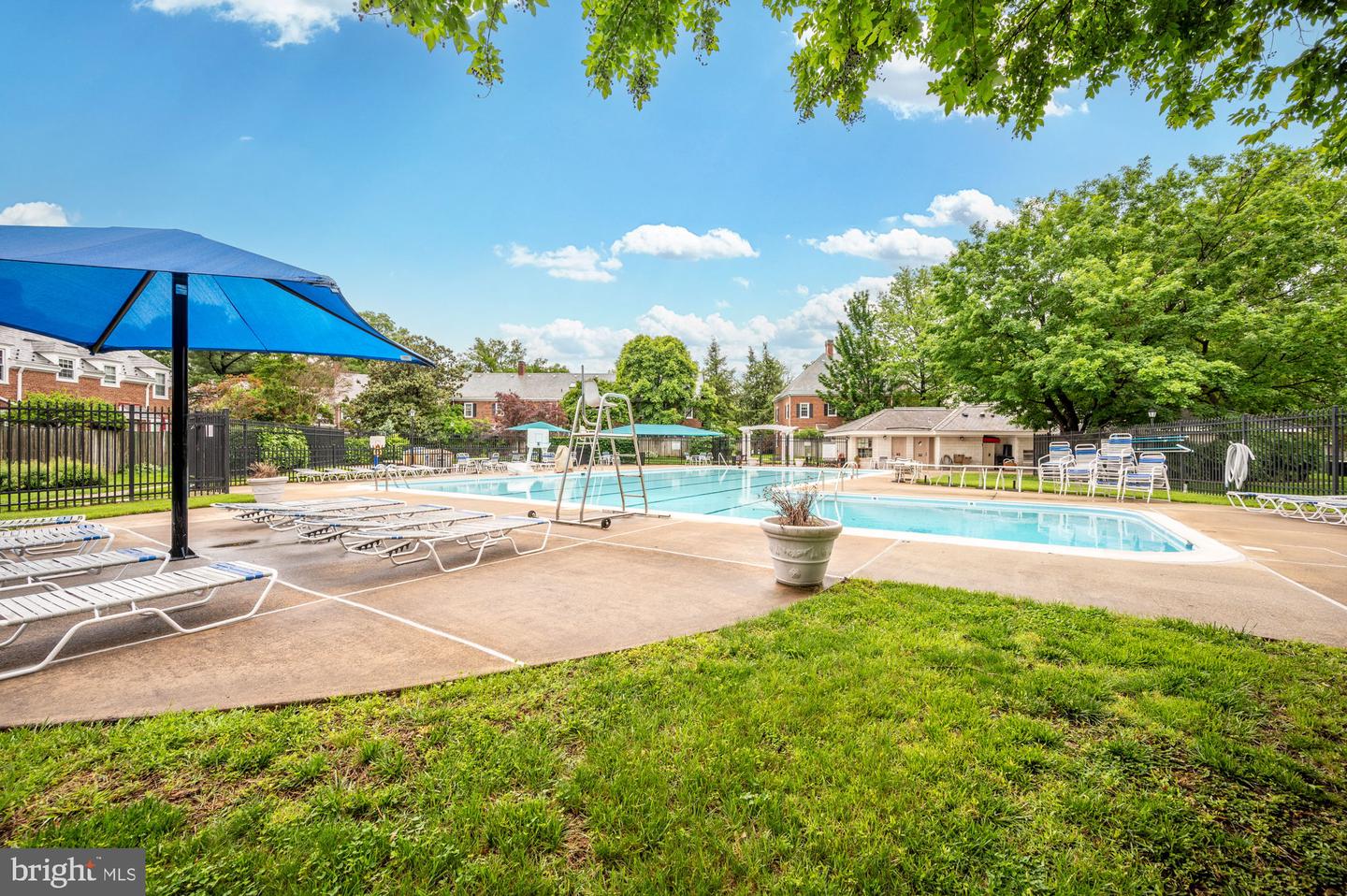 3536 S STAFFORD ST #B1, ARLINGTON, Virginia 22206, 2 Bedrooms Bedrooms, 8 Rooms Rooms,2 BathroomsBathrooms,Residential,For sale,3536 S STAFFORD ST #B1,VAAR2055326 MLS # VAAR2055326
