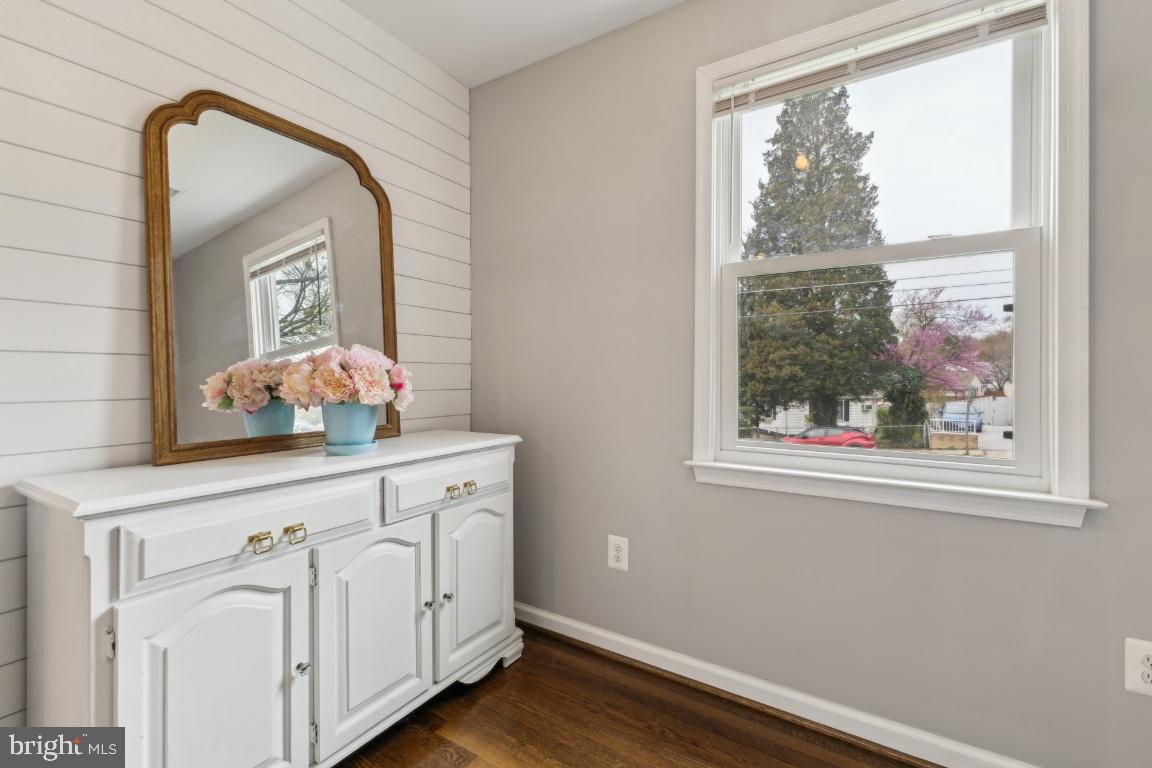 3015 GREENWAY BLVD, FALLS CHURCH, Virginia 22042, 3 Bedrooms Bedrooms, ,1 BathroomBathrooms,Residential,For sale,3015 GREENWAY BLVD,VAFX2231626 MLS # VAFX2231626