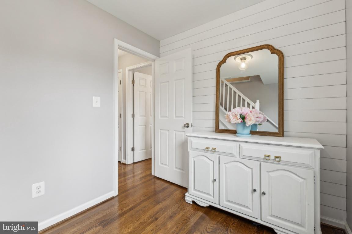 3015 GREENWAY BLVD, FALLS CHURCH, Virginia 22042, 3 Bedrooms Bedrooms, ,1 BathroomBathrooms,Residential,For sale,3015 GREENWAY BLVD,VAFX2231626 MLS # VAFX2231626