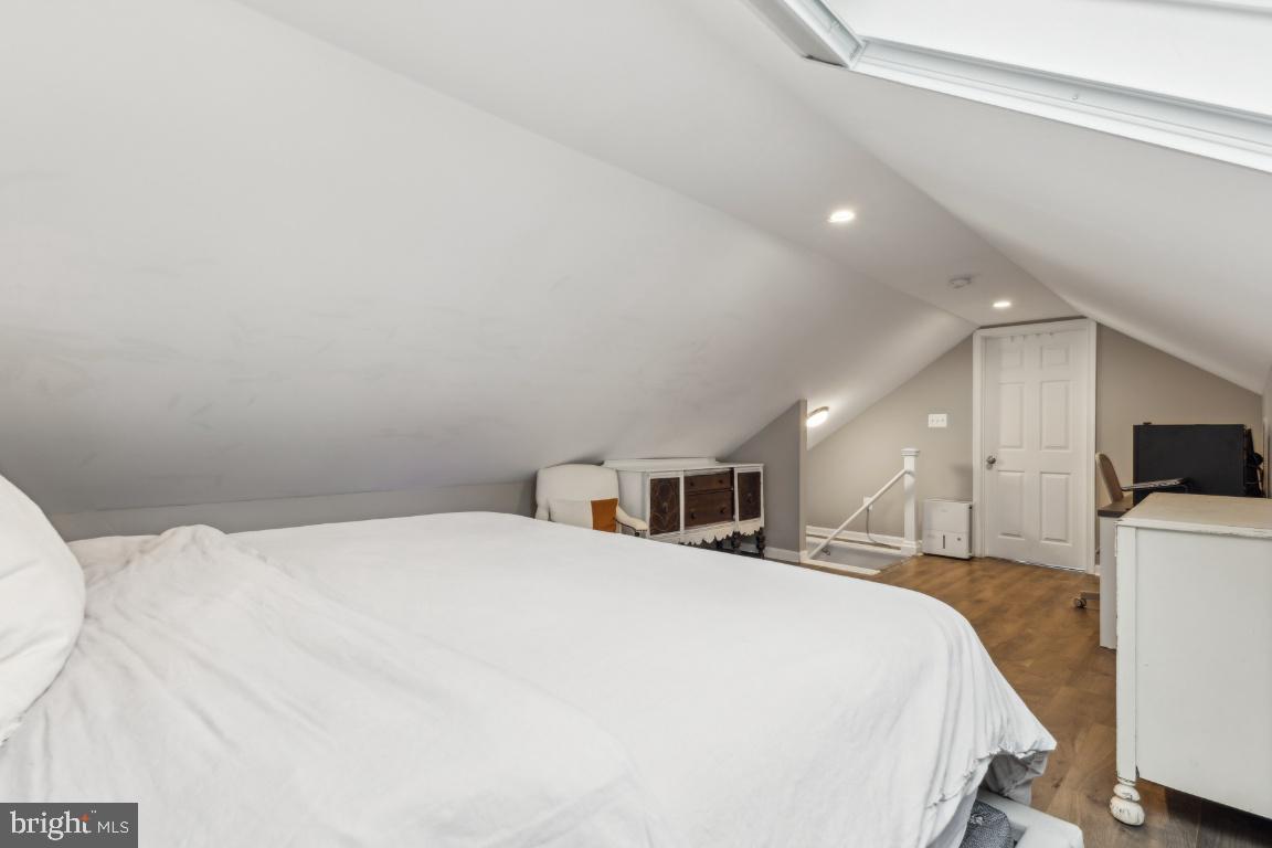 3015 GREENWAY BLVD, FALLS CHURCH, Virginia 22042, 3 Bedrooms Bedrooms, ,1 BathroomBathrooms,Residential,For sale,3015 GREENWAY BLVD,VAFX2231626 MLS # VAFX2231626