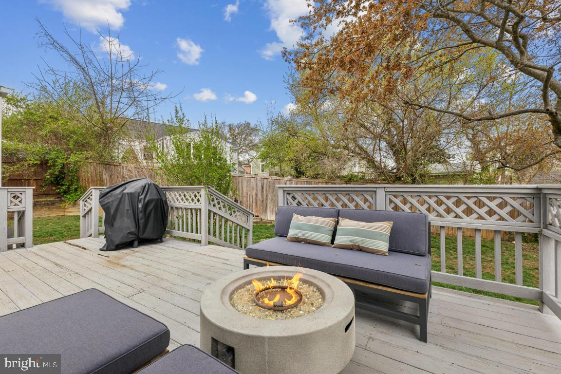 3015 GREENWAY BLVD, FALLS CHURCH, Virginia 22042, 3 Bedrooms Bedrooms, ,1 BathroomBathrooms,Residential,For sale,3015 GREENWAY BLVD,VAFX2231626 MLS # VAFX2231626