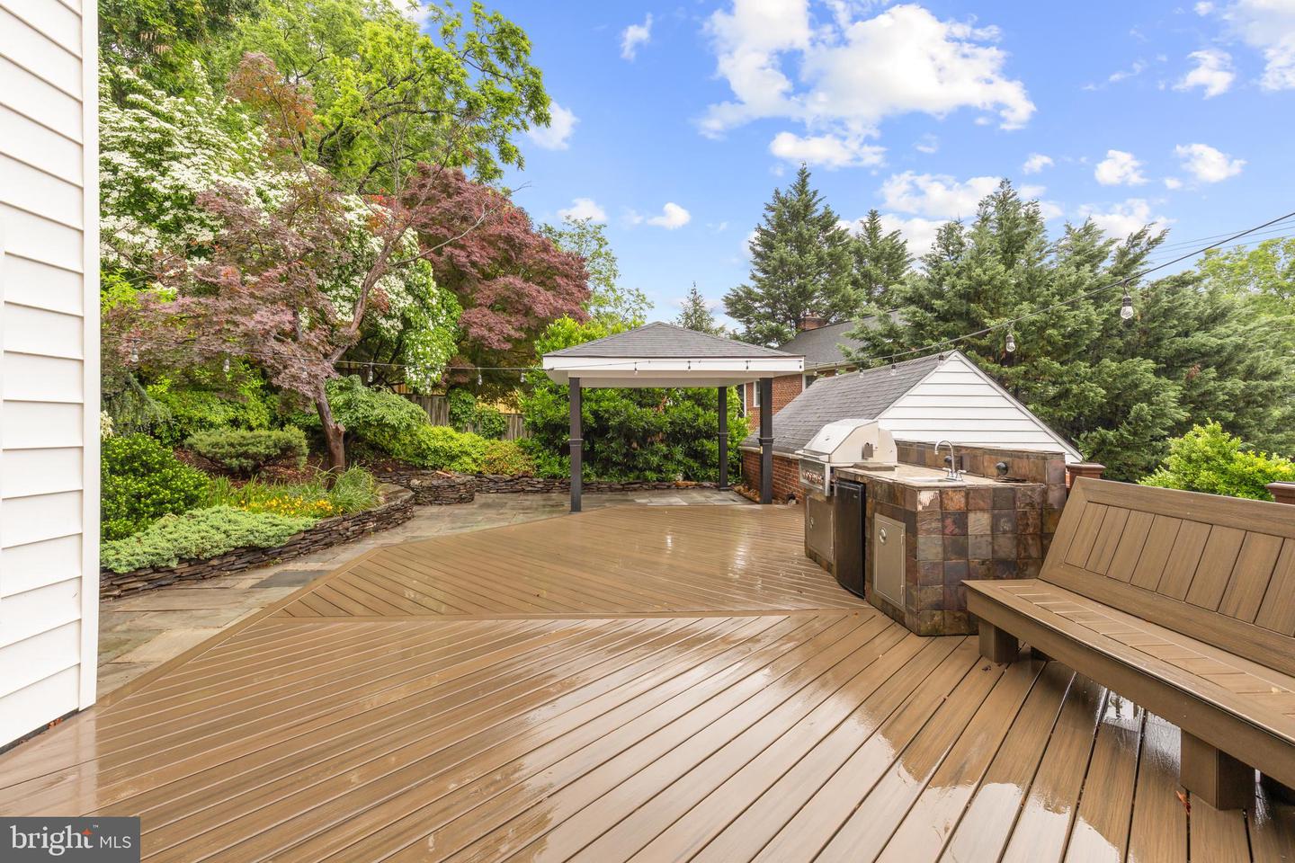 2819 S JOYCE ST, ARLINGTON, Virginia 22202, 4 Bedrooms Bedrooms, ,4 BathroomsBathrooms,Residential,For sale,2819 S JOYCE ST,VAAR2055498 MLS # VAAR2055498