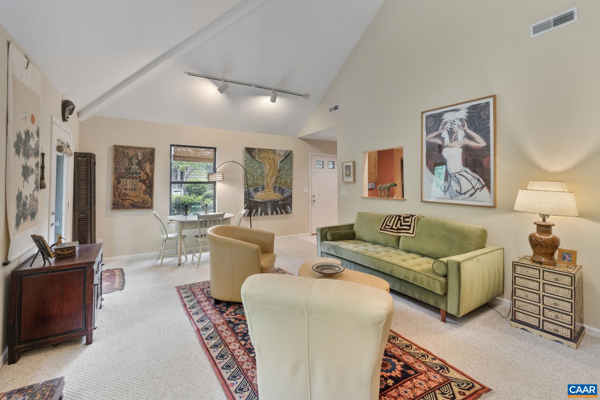 734 EXTON CT, CHARLOTTESVILLE, Virginia 22901, 2 Bedrooms Bedrooms, ,1 BathroomBathrooms,Residential,734 EXTON CT,664433 MLS # 664433