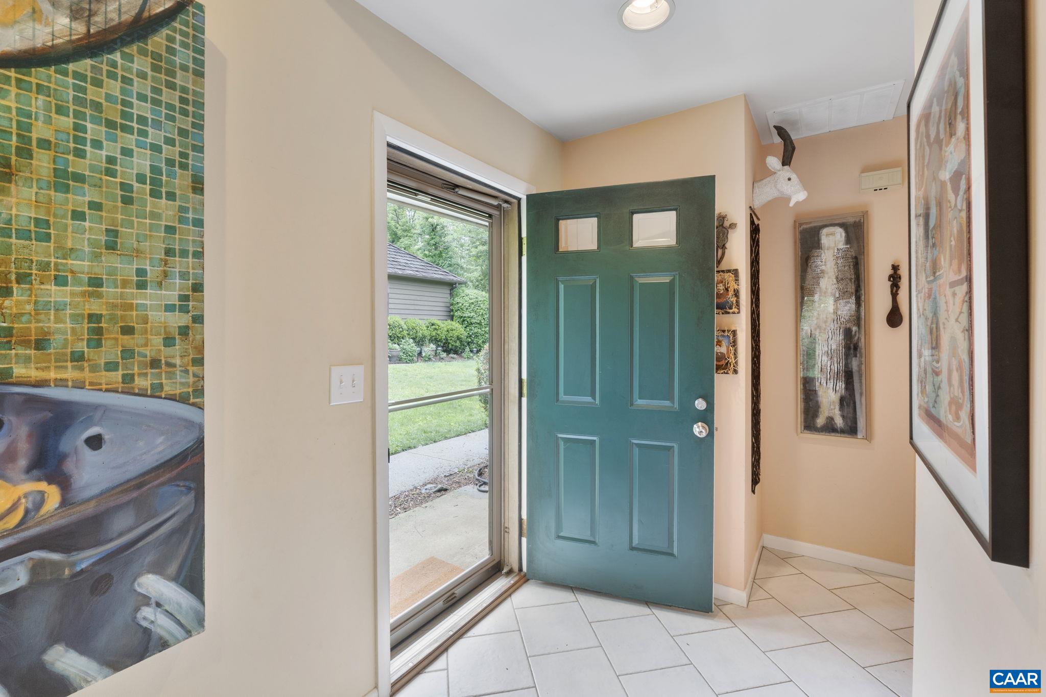 734 EXTON CT, CHARLOTTESVILLE, Virginia 22901, 2 Bedrooms Bedrooms, ,1 BathroomBathrooms,Residential,734 EXTON CT,664433 MLS # 664433