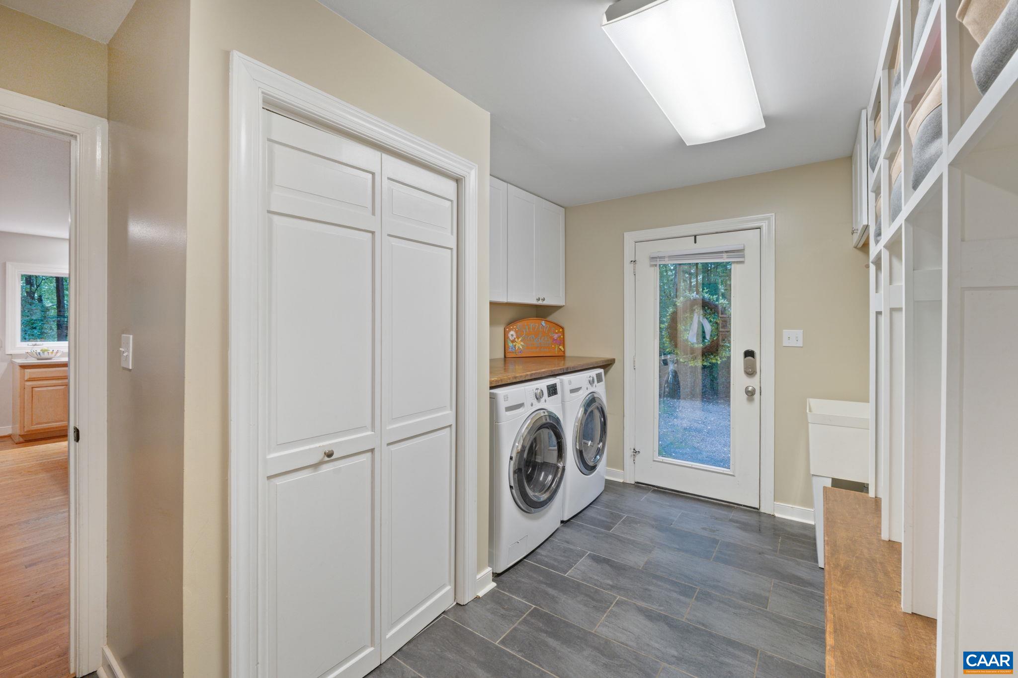 1070 BLACKBURN BLUFF, CHARLOTTESVILLE, Virginia 22901, 4 Bedrooms Bedrooms, ,3 BathroomsBathrooms,Residential,1070 BLACKBURN BLUFF,664457 MLS # 664457
