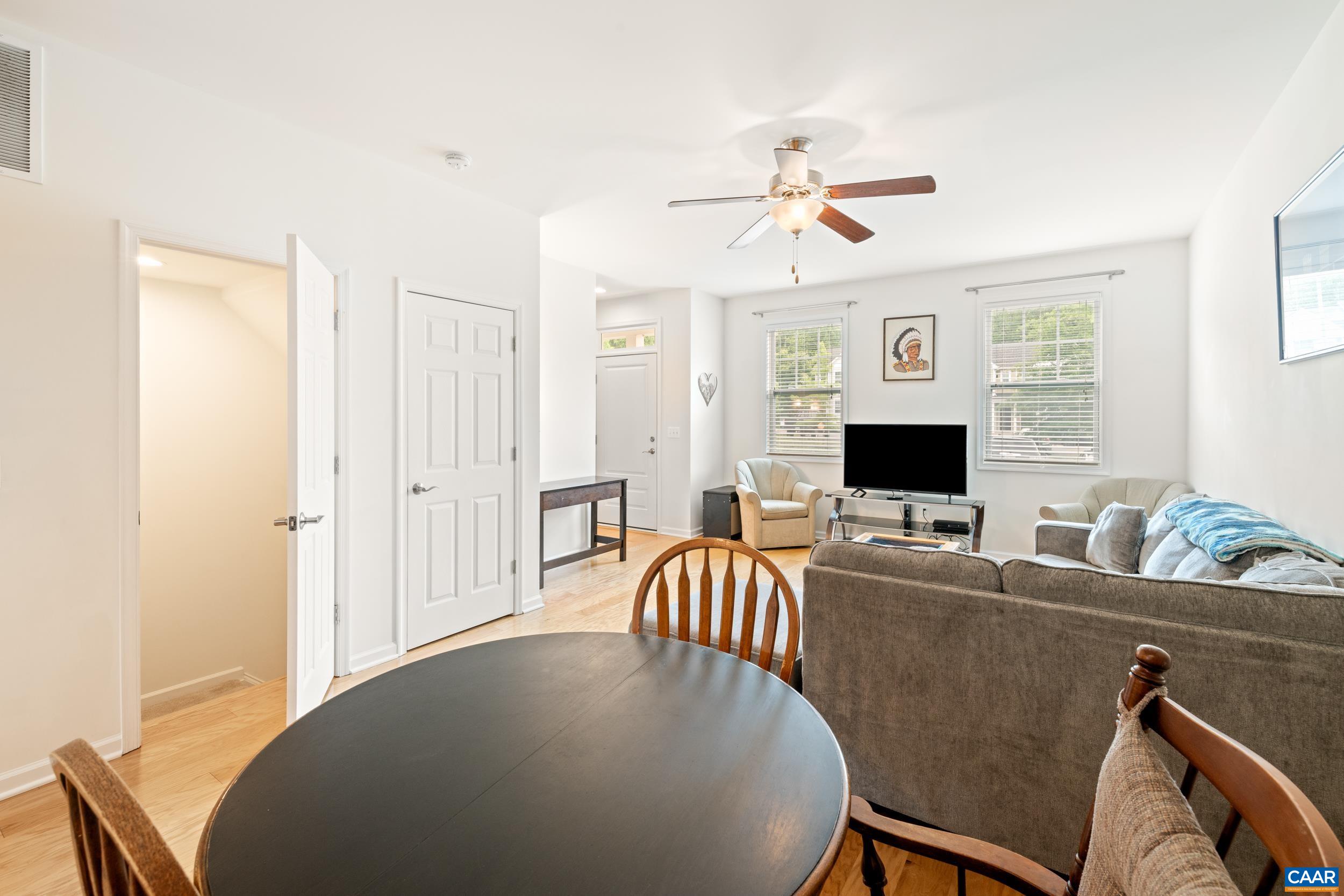 139 LONGWOOD DR, CHARLOTTESVILLE, Virginia 22903, 4 Bedrooms Bedrooms, ,3 BathroomsBathrooms,Residential,CABELL,139 LONGWOOD DR,664524 MLS # 664524