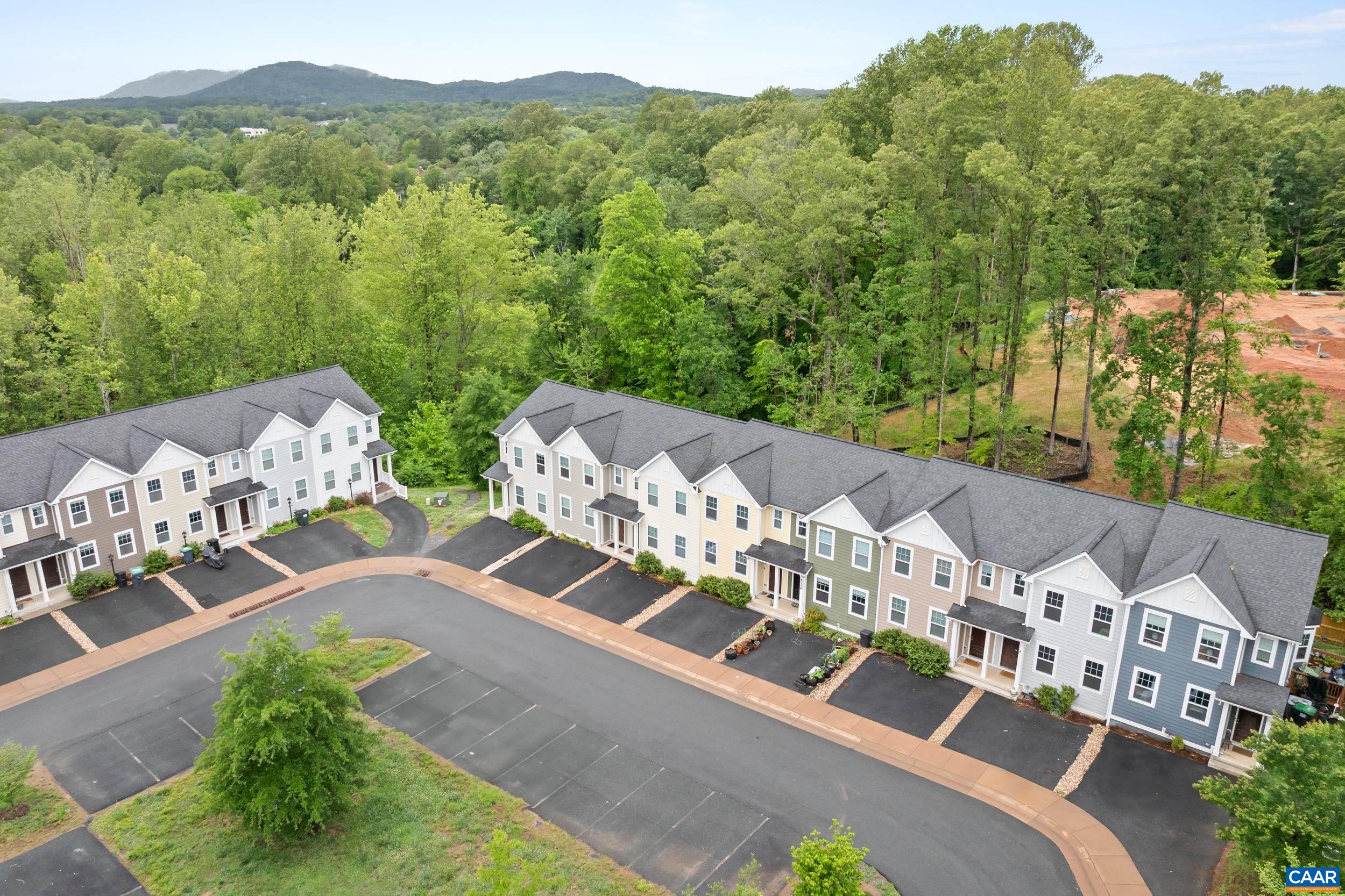 139 LONGWOOD DR, CHARLOTTESVILLE, Virginia 22903, 4 Bedrooms Bedrooms, ,3 BathroomsBathrooms,Residential,CABELL,139 LONGWOOD DR,664524 MLS # 664524