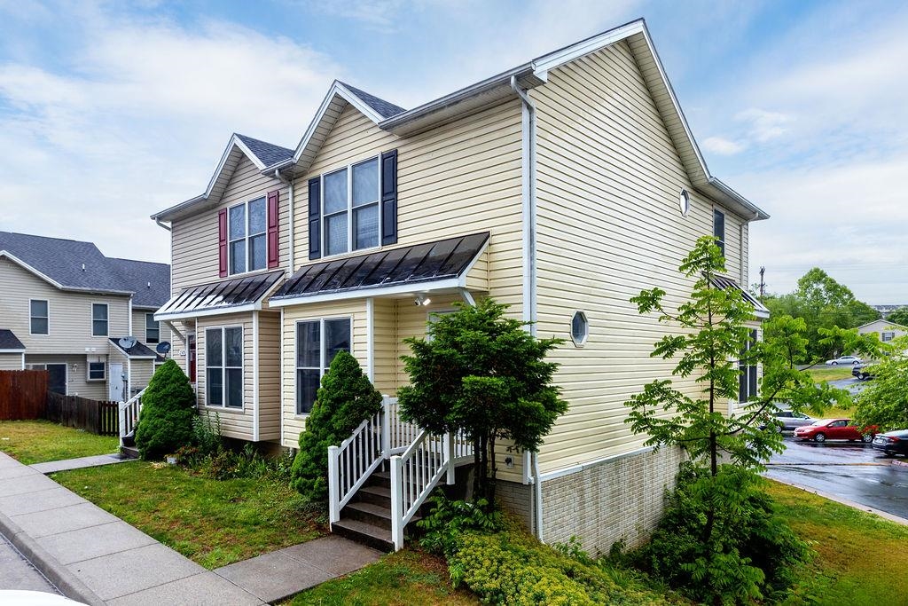 2387 KING ARTHURS CT, HARRISONBURG, Virginia 22801, 2 Bedrooms Bedrooms, ,2 BathroomsBathrooms,Residential,2387 KING ARTHURS CT,664570 MLS # 664570