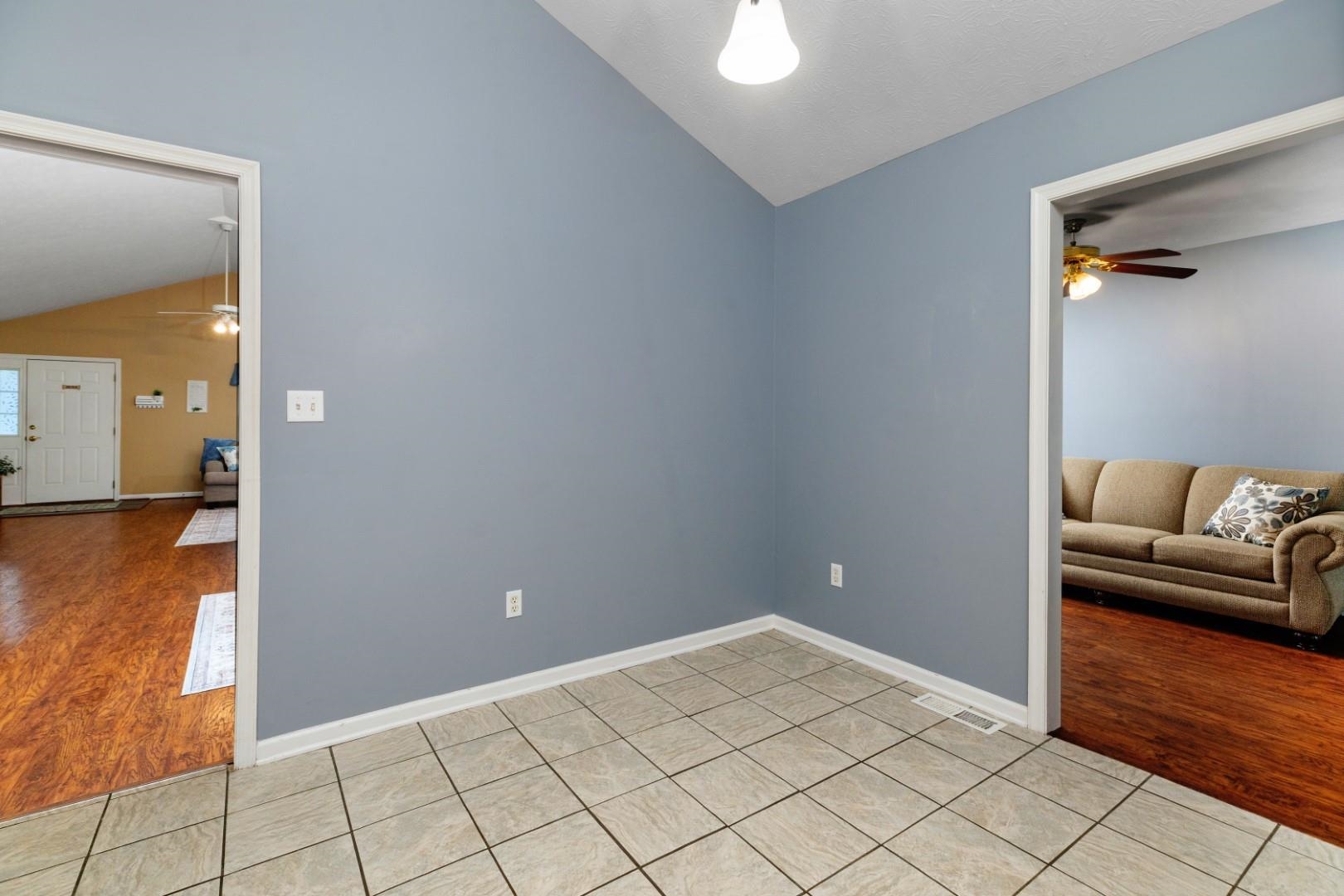 88 ASHLEIGH DR, WAYNESBORO, Virginia 22980, 2 Bedrooms Bedrooms, ,2 BathroomsBathrooms,Residential,88 ASHLEIGH DR,664572 MLS # 664572
