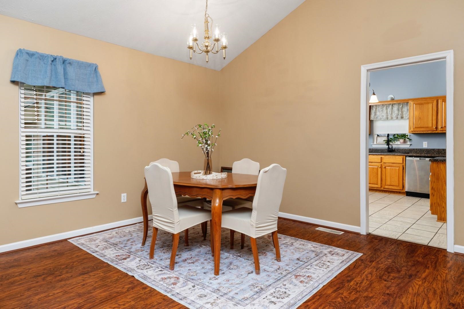88 ASHLEIGH DR, WAYNESBORO, Virginia 22980, 2 Bedrooms Bedrooms, ,2 BathroomsBathrooms,Residential,88 ASHLEIGH DR,664572 MLS # 664572