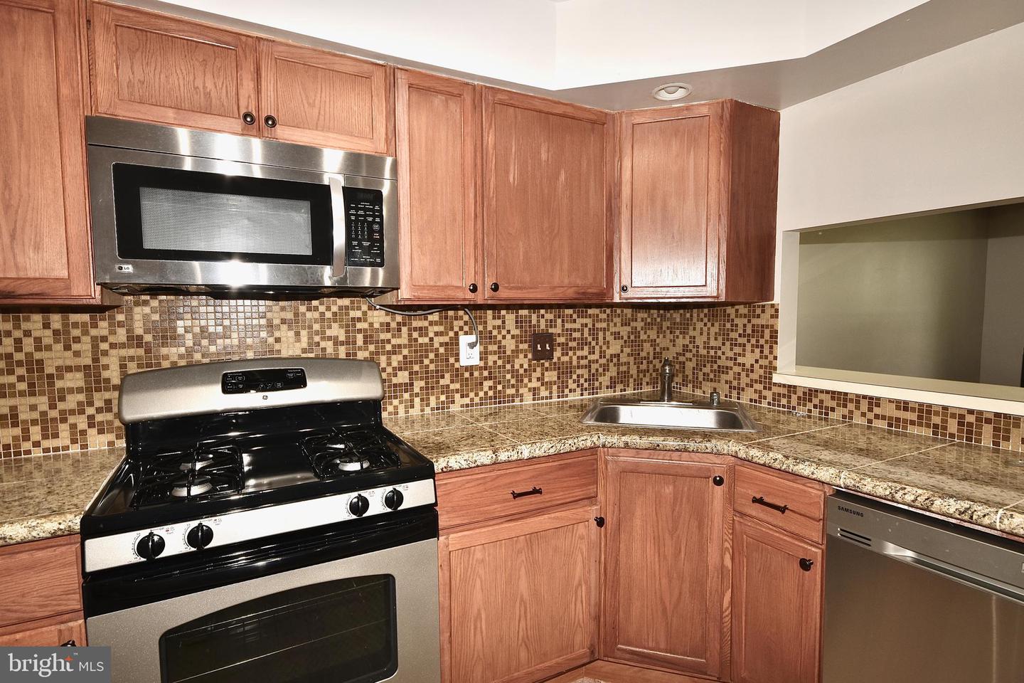 14370 GRINGSBY CT, CENTREVILLE, Virginia 20120, 2 Bedrooms Bedrooms, ,1 BathroomBathrooms,Residential,For sale,14370 GRINGSBY CT,VAFX2232768 MLS # VAFX2232768