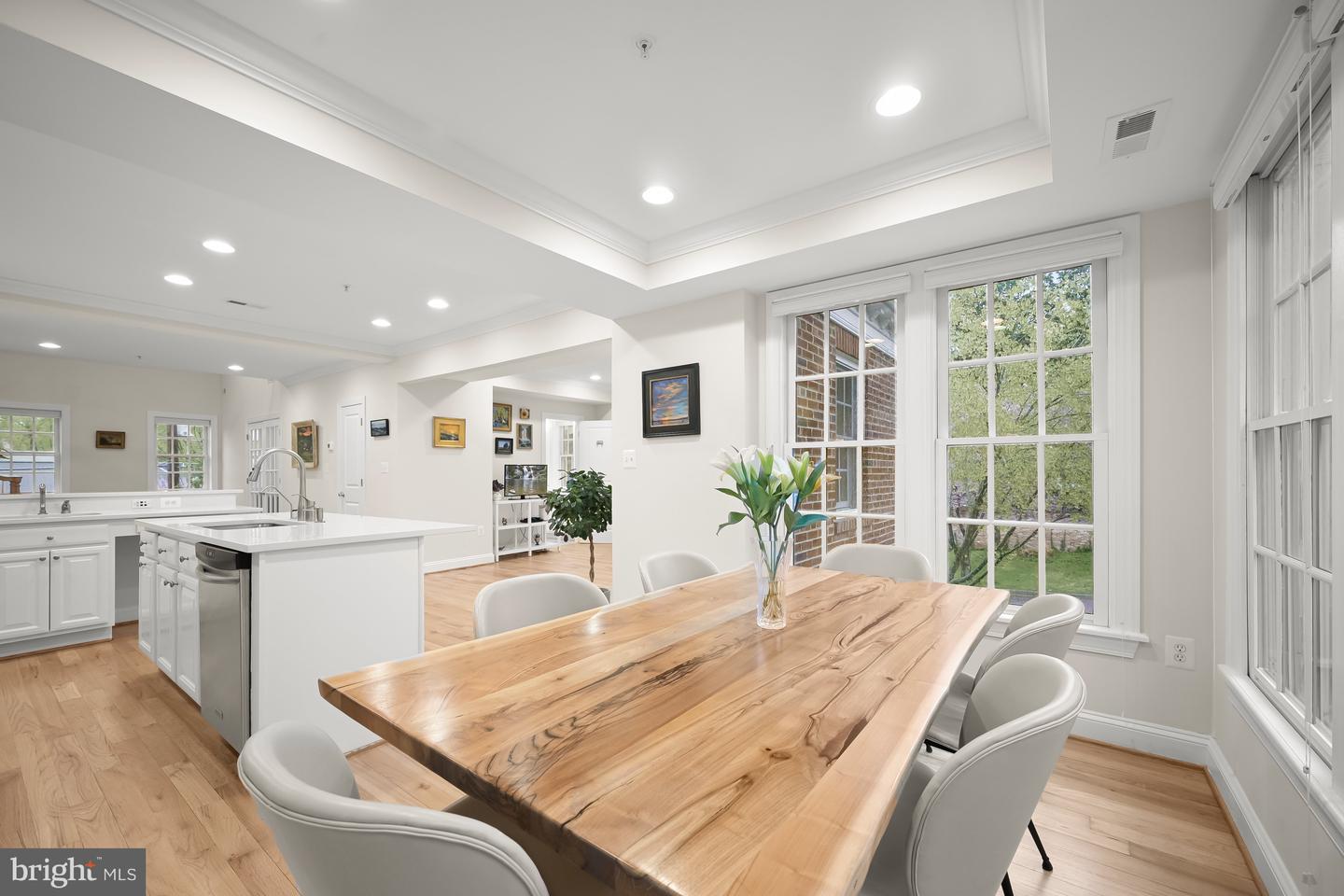 4700 UPTON ST NW #3, WASHINGTON, District Of Columbia 20016, 3 Bedrooms Bedrooms, ,2 BathroomsBathrooms,Residential,For sale,4700 UPTON ST NW #3,DCDC2194466 MLS # DCDC2194466