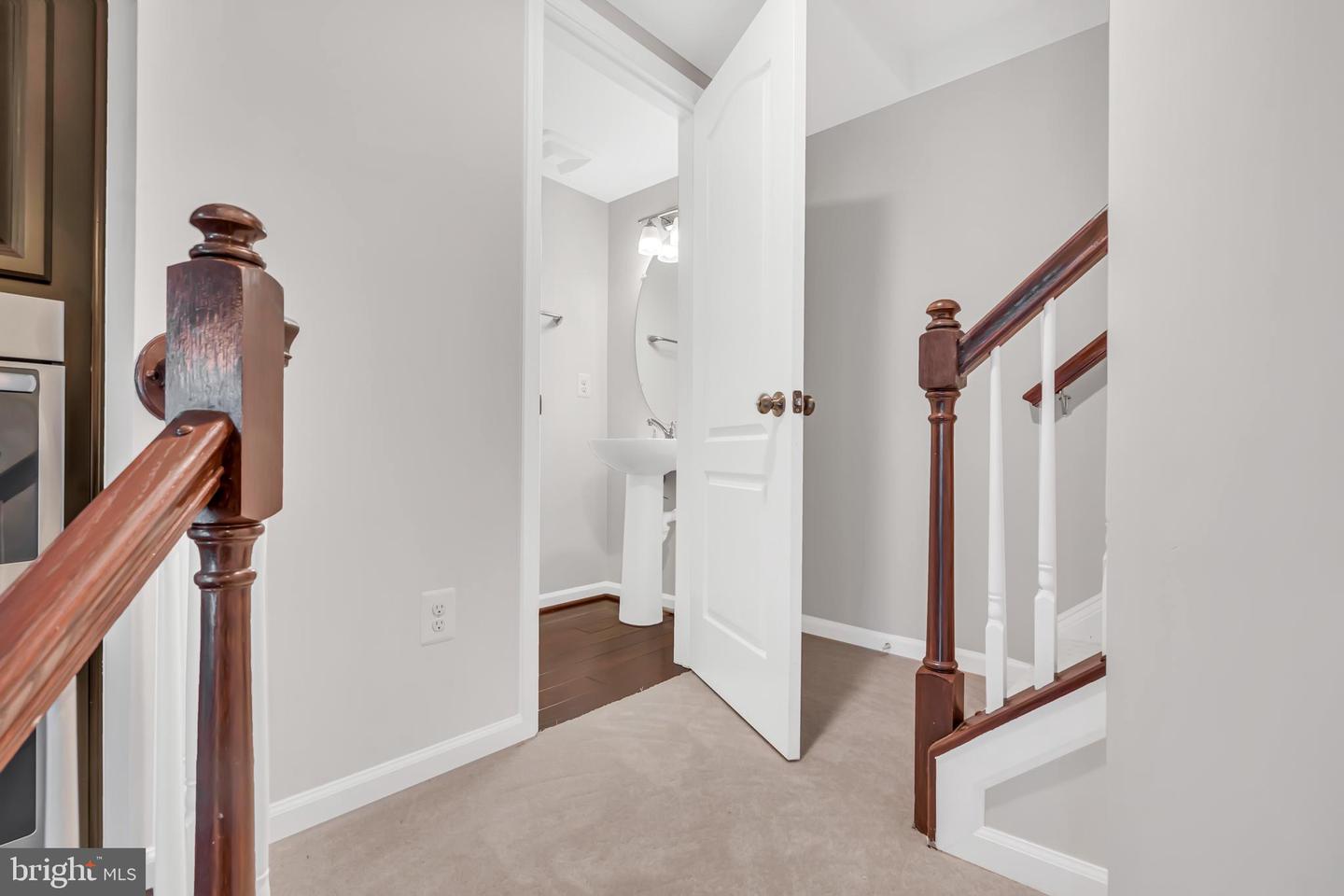42482 BENFOLD SQ, BRAMBLETON, Virginia 20148, 3 Bedrooms Bedrooms, ,2 BathroomsBathrooms,Residential,For sale,42482 BENFOLD SQ,VALO2093266 MLS # VALO2093266