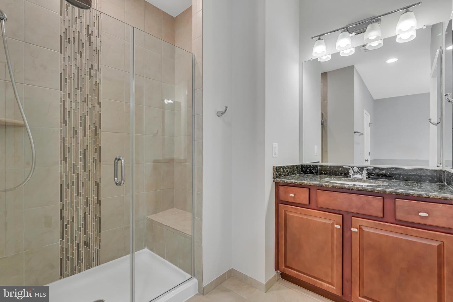 42482 BENFOLD SQ, BRAMBLETON, Virginia 20148, 3 Bedrooms Bedrooms, ,2 BathroomsBathrooms,Residential,For sale,42482 BENFOLD SQ,VALO2093266 MLS # VALO2093266