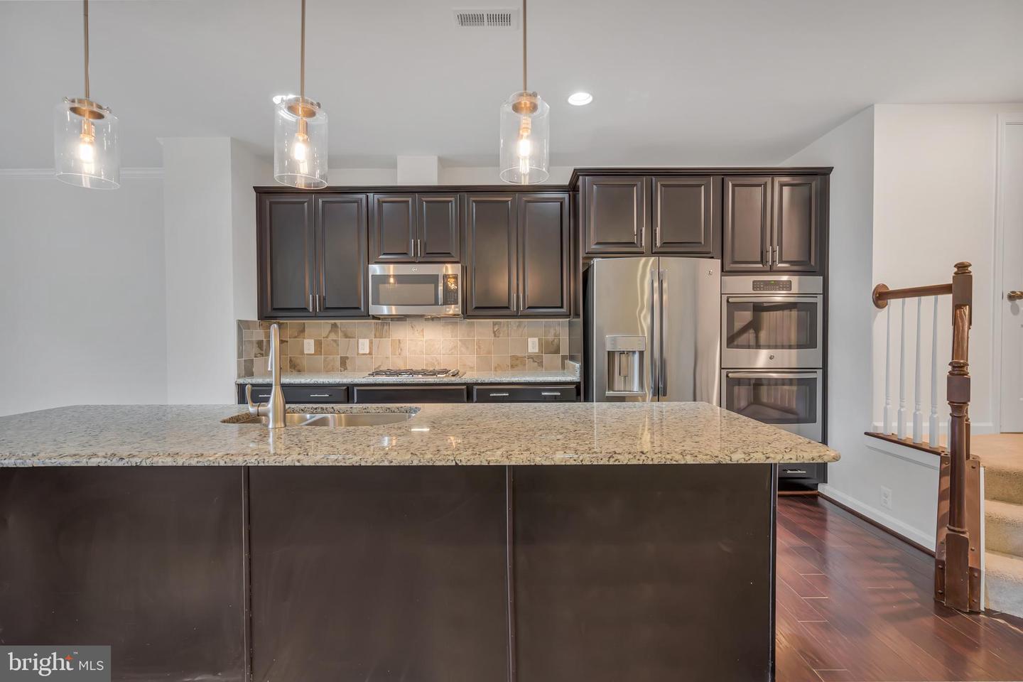 42482 BENFOLD SQ, BRAMBLETON, Virginia 20148, 3 Bedrooms Bedrooms, ,2 BathroomsBathrooms,Residential,For sale,42482 BENFOLD SQ,VALO2093266 MLS # VALO2093266