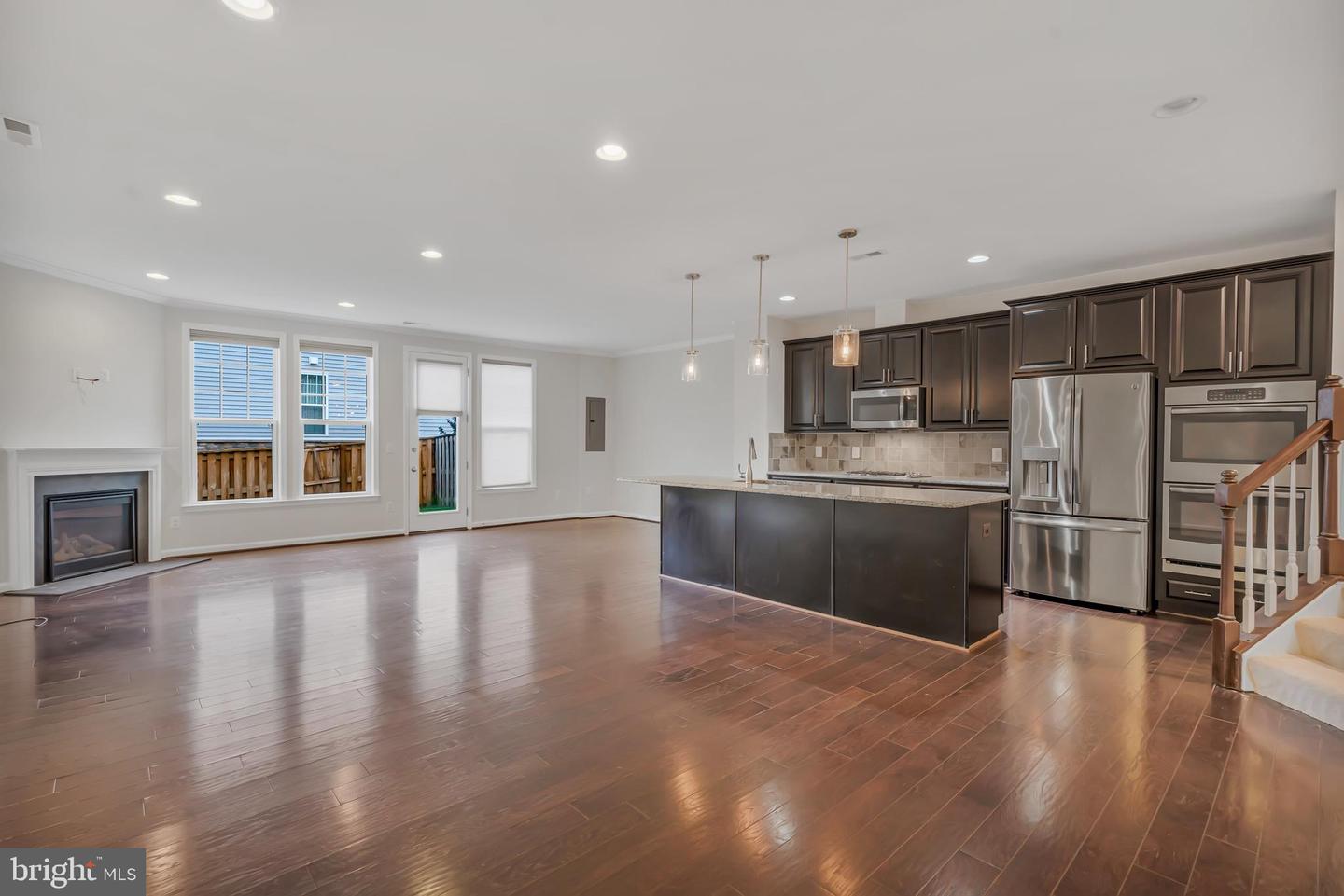 42482 BENFOLD SQ, BRAMBLETON, Virginia 20148, 3 Bedrooms Bedrooms, ,2 BathroomsBathrooms,Residential,For sale,42482 BENFOLD SQ,VALO2093266 MLS # VALO2093266