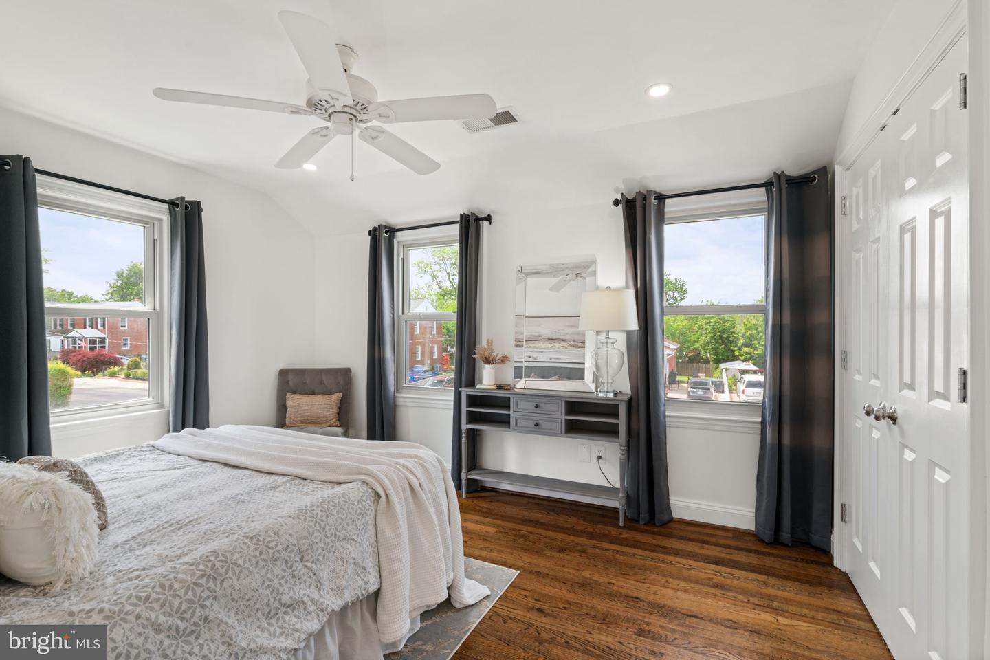 6005 MONTICELLO RD, ALEXANDRIA, Virginia 22303, 3 Bedrooms Bedrooms, ,2 BathroomsBathrooms,Residential,For sale,6005 MONTICELLO RD,VAFX2233252 MLS # VAFX2233252