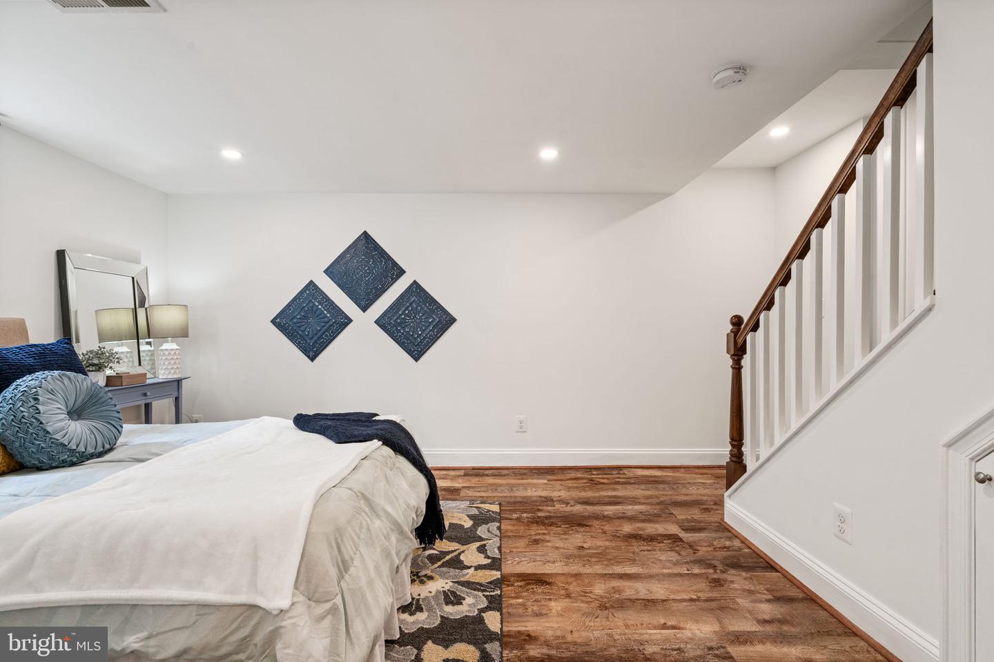 6005 MONTICELLO RD, ALEXANDRIA, Virginia 22303, 3 Bedrooms Bedrooms, ,2 BathroomsBathrooms,Residential,For sale,6005 MONTICELLO RD,VAFX2233252 MLS # VAFX2233252