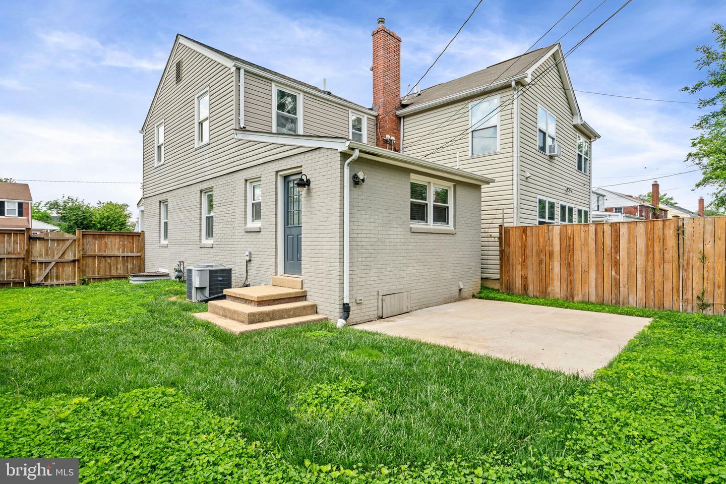 6005 MONTICELLO RD, ALEXANDRIA, Virginia 22303, 3 Bedrooms Bedrooms, ,2 BathroomsBathrooms,Residential,For sale,6005 MONTICELLO RD,VAFX2233252 MLS # VAFX2233252
