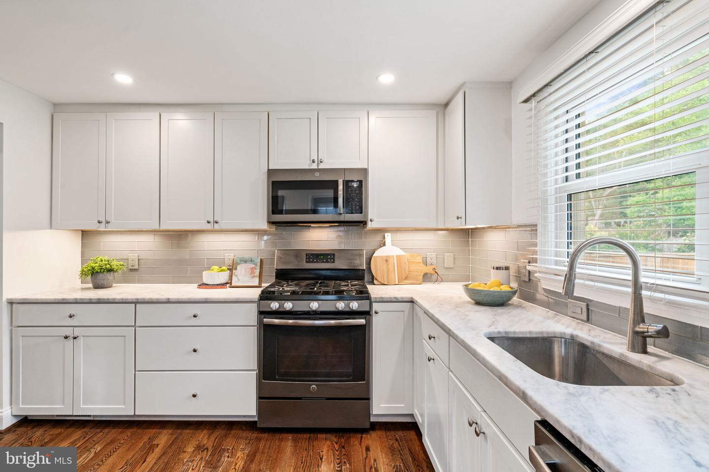 6005 MONTICELLO RD, ALEXANDRIA, Virginia 22303, 3 Bedrooms Bedrooms, ,2 BathroomsBathrooms,Residential,For sale,6005 MONTICELLO RD,VAFX2233252 MLS # VAFX2233252