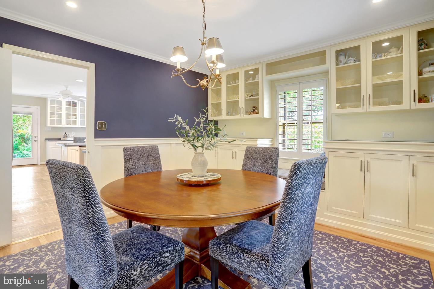 6323 22ND RD N, ARLINGTON, Virginia 22205, 4 Bedrooms Bedrooms, ,3 BathroomsBathrooms,Residential,For sale,6323 22ND RD N,VAAR2055854 MLS # VAAR2055854