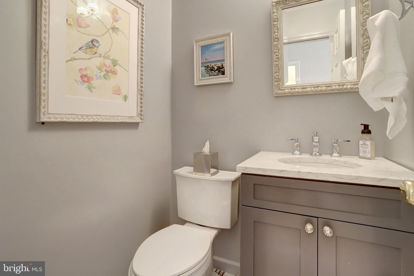 6323 22ND RD N, ARLINGTON, Virginia 22205, 4 Bedrooms Bedrooms, ,3 BathroomsBathrooms,Residential,For sale,6323 22ND RD N,VAAR2055854 MLS # VAAR2055854