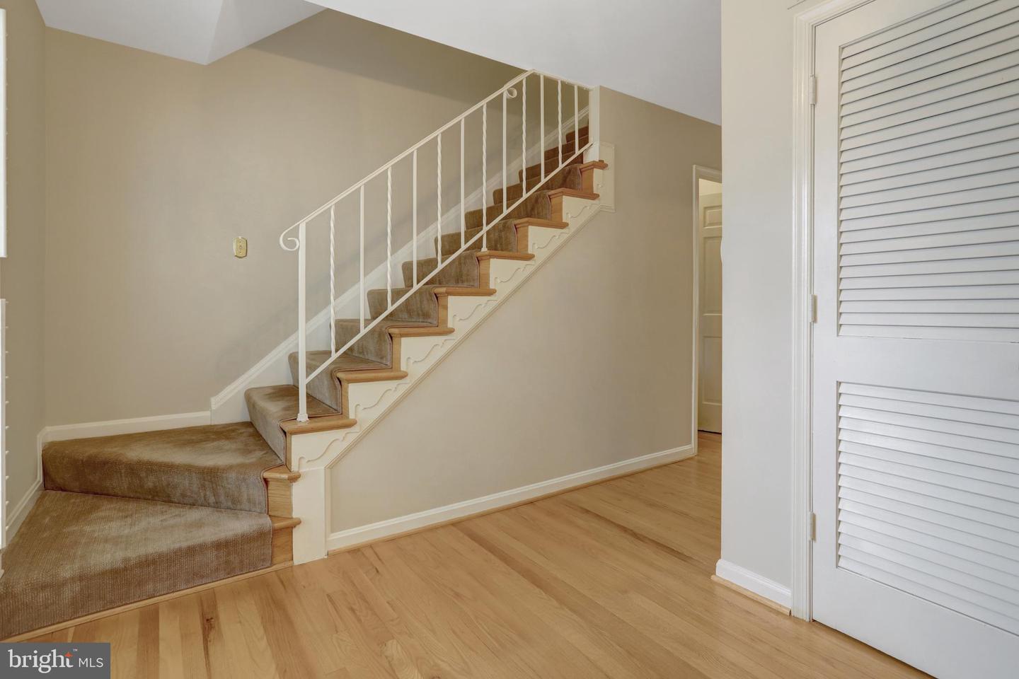 6323 22ND RD N, ARLINGTON, Virginia 22205, 4 Bedrooms Bedrooms, ,3 BathroomsBathrooms,Residential,For sale,6323 22ND RD N,VAAR2055854 MLS # VAAR2055854